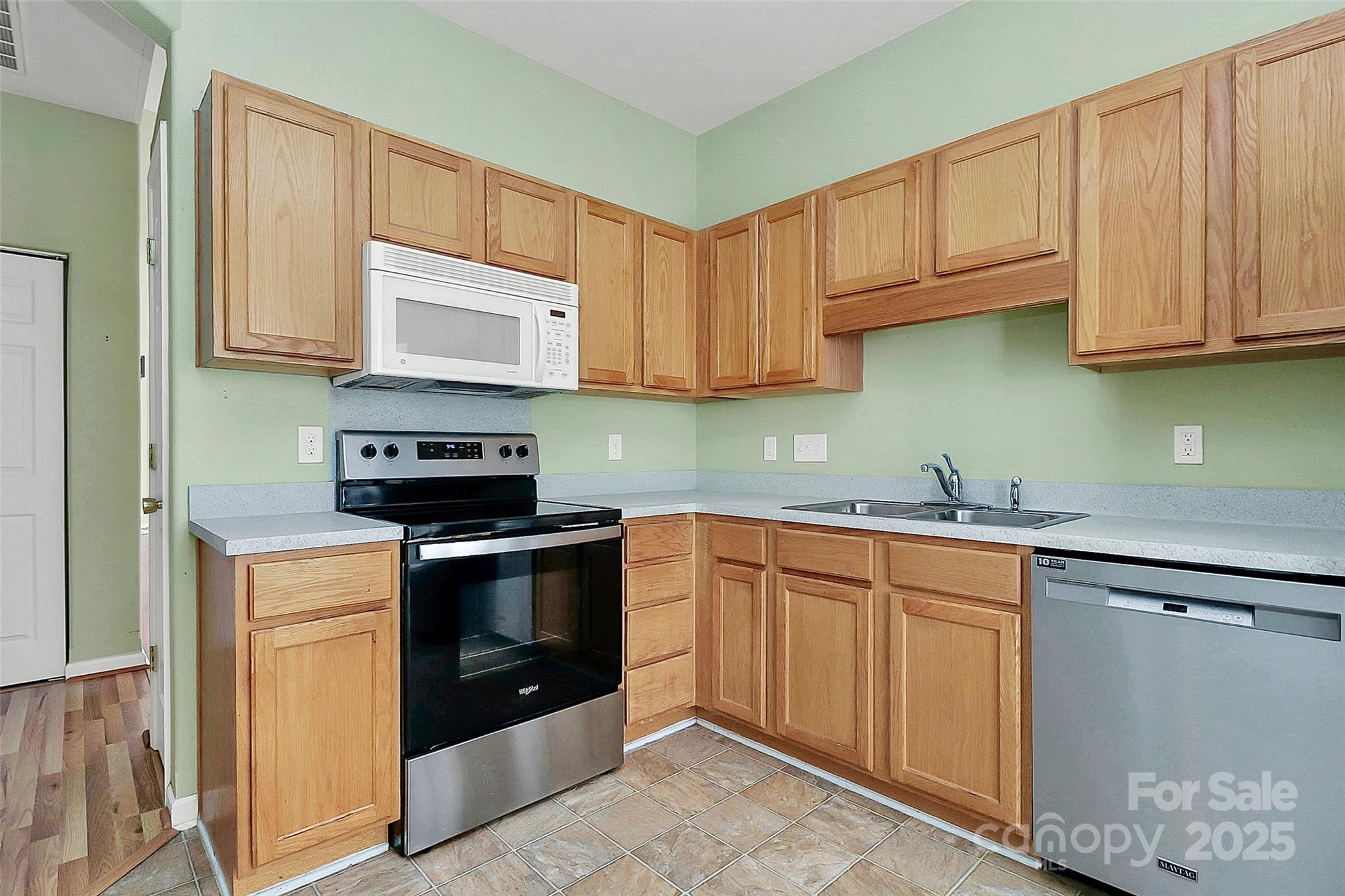 4020 Center Place Drive