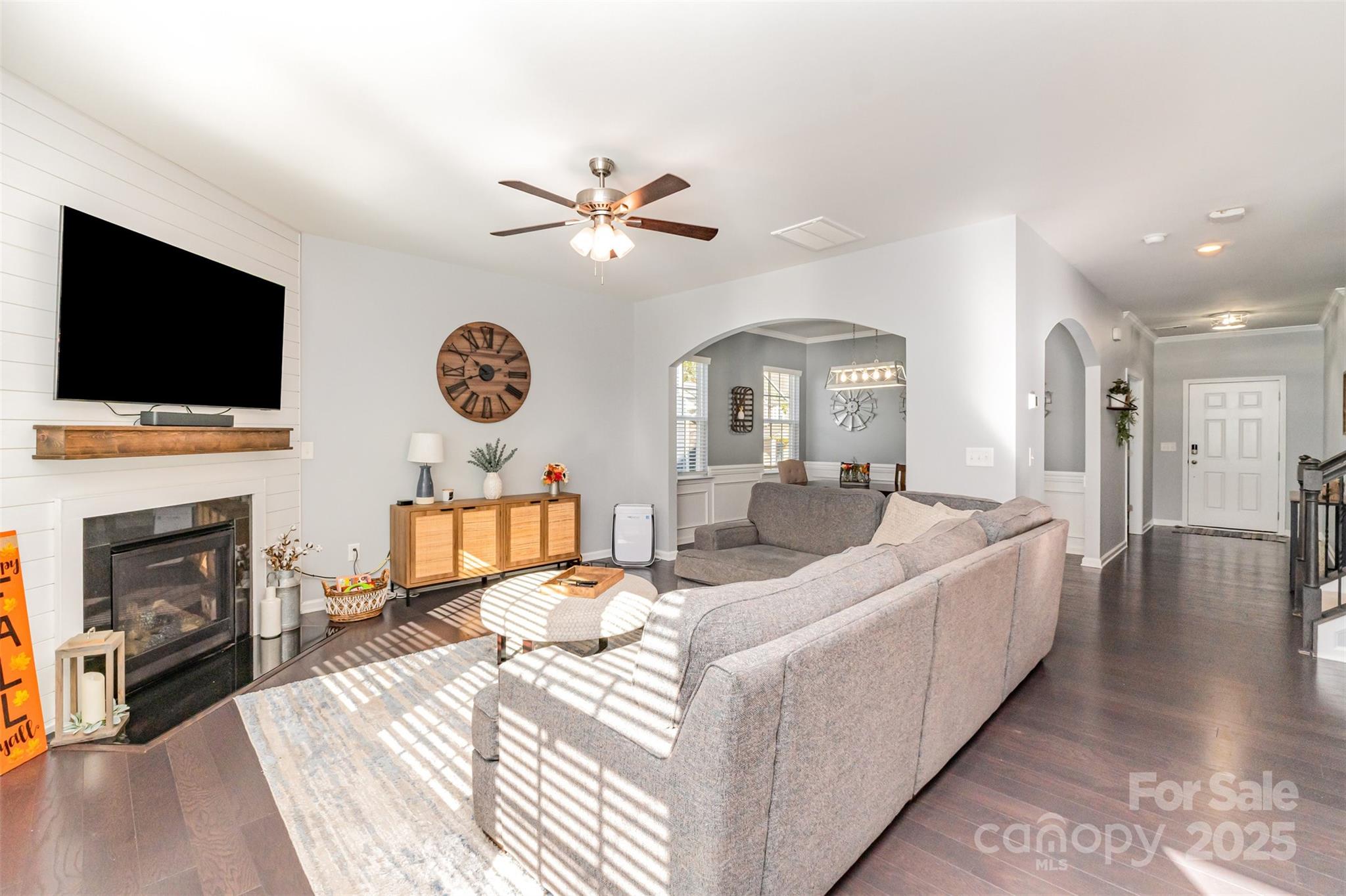 15115 Oleander Drive