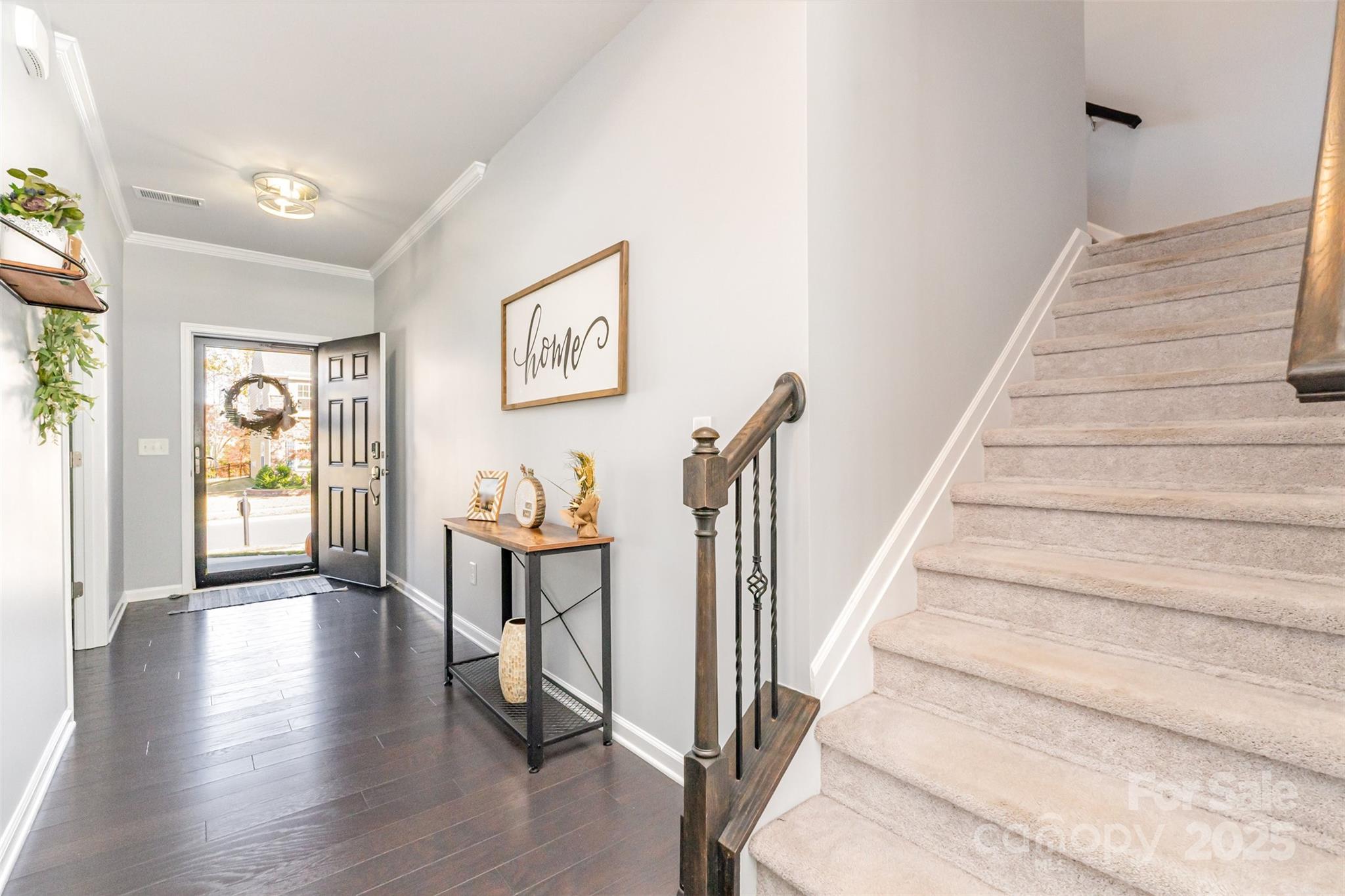 15115 Oleander Drive