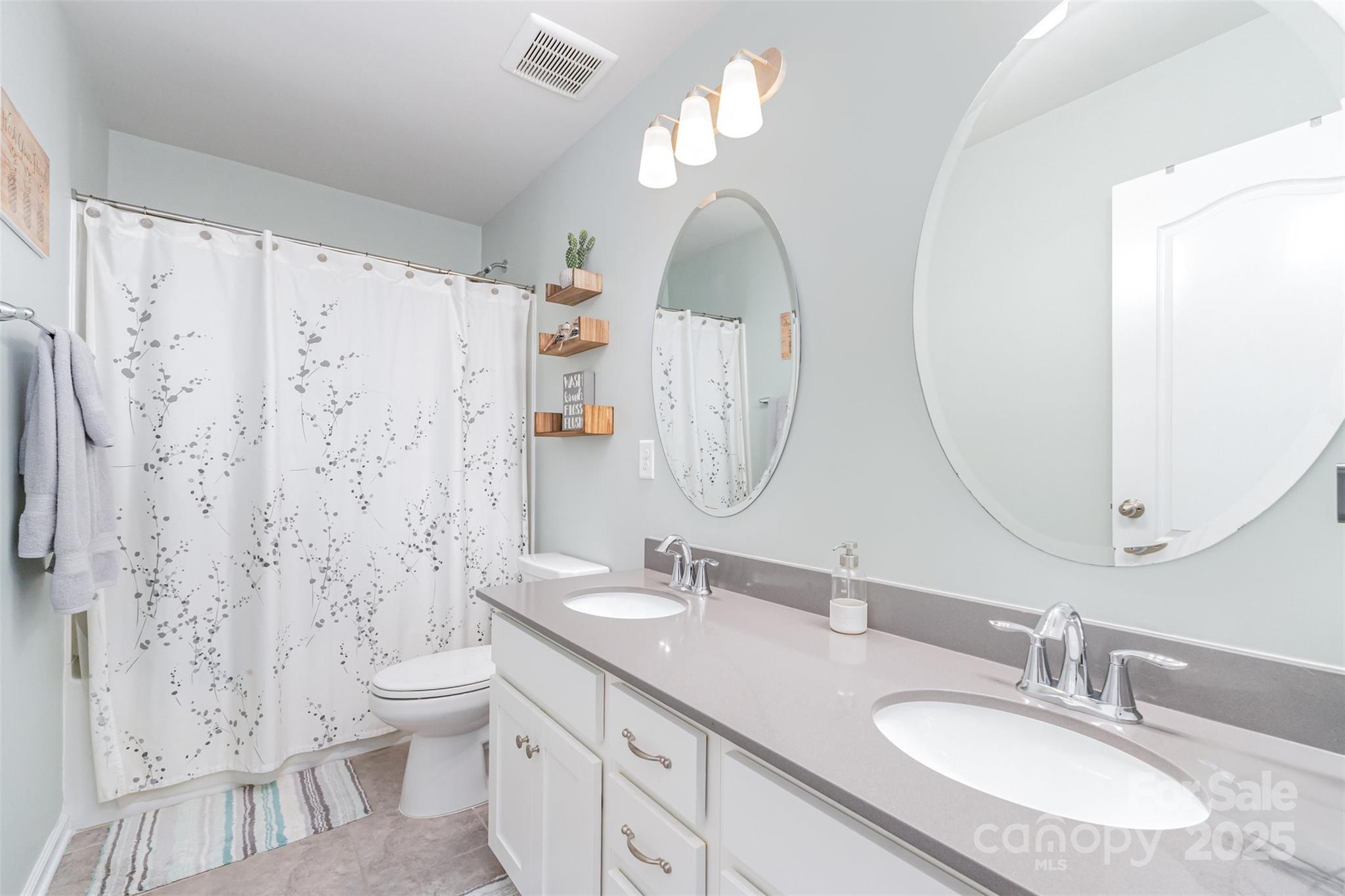 15115 Oleander Drive