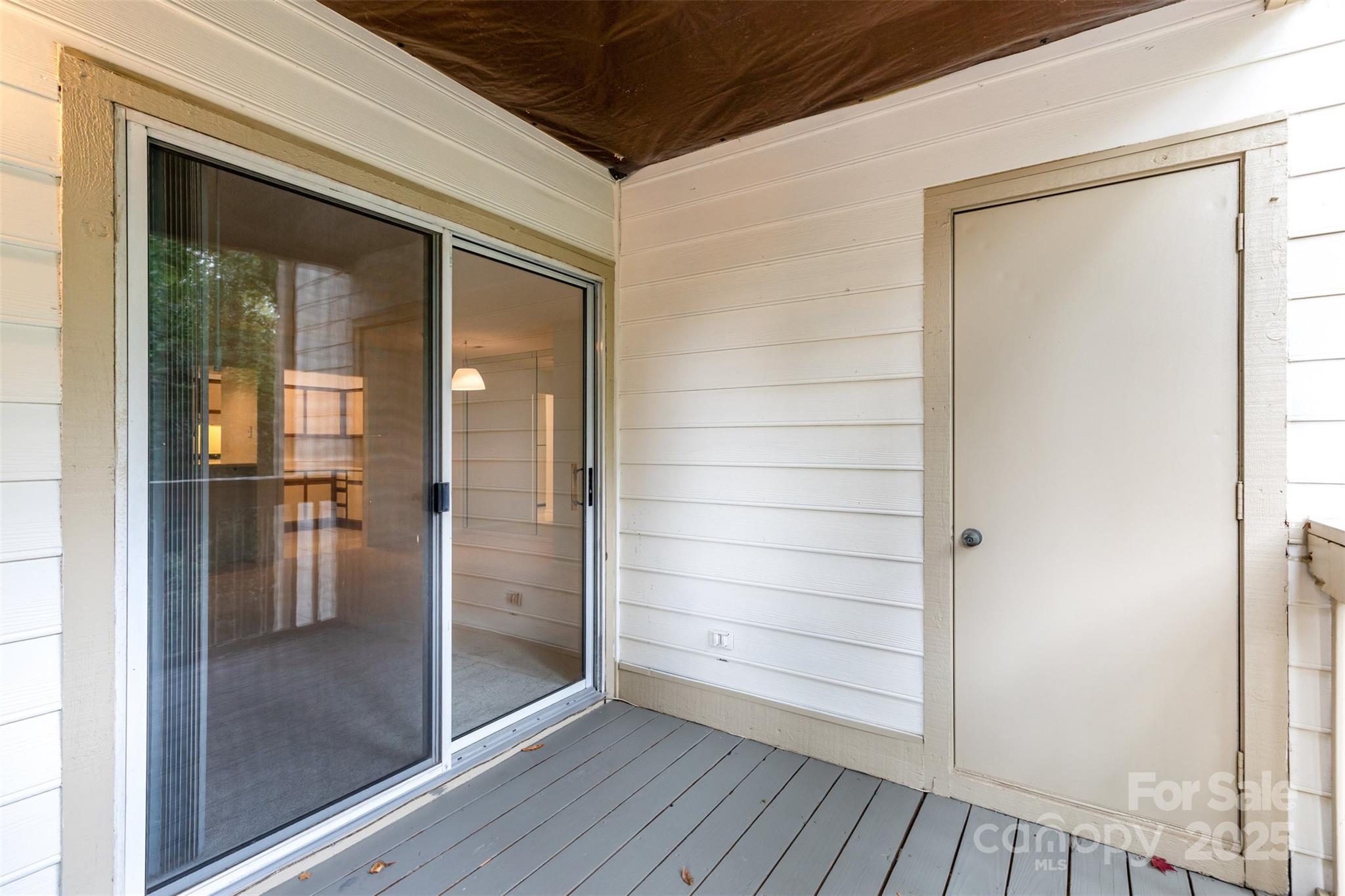 1021 Churchill Downs Court Unit: G