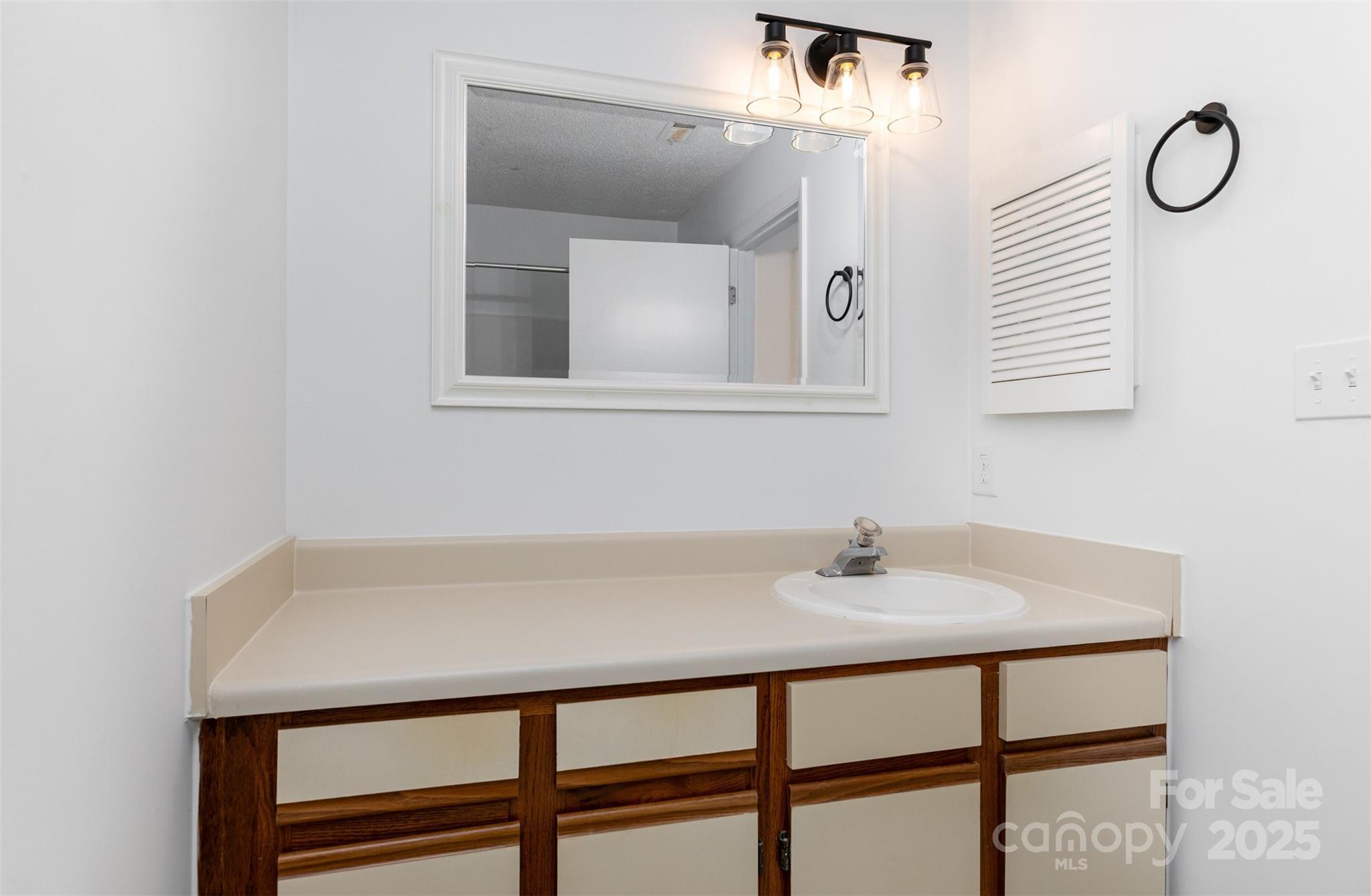 1021 Churchill Downs Court Unit: G