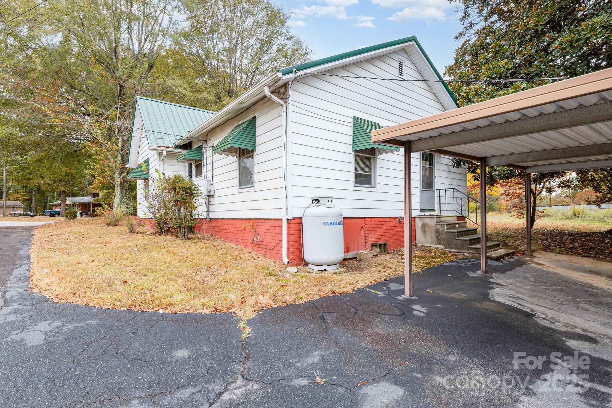 10717 S NC Highway 150