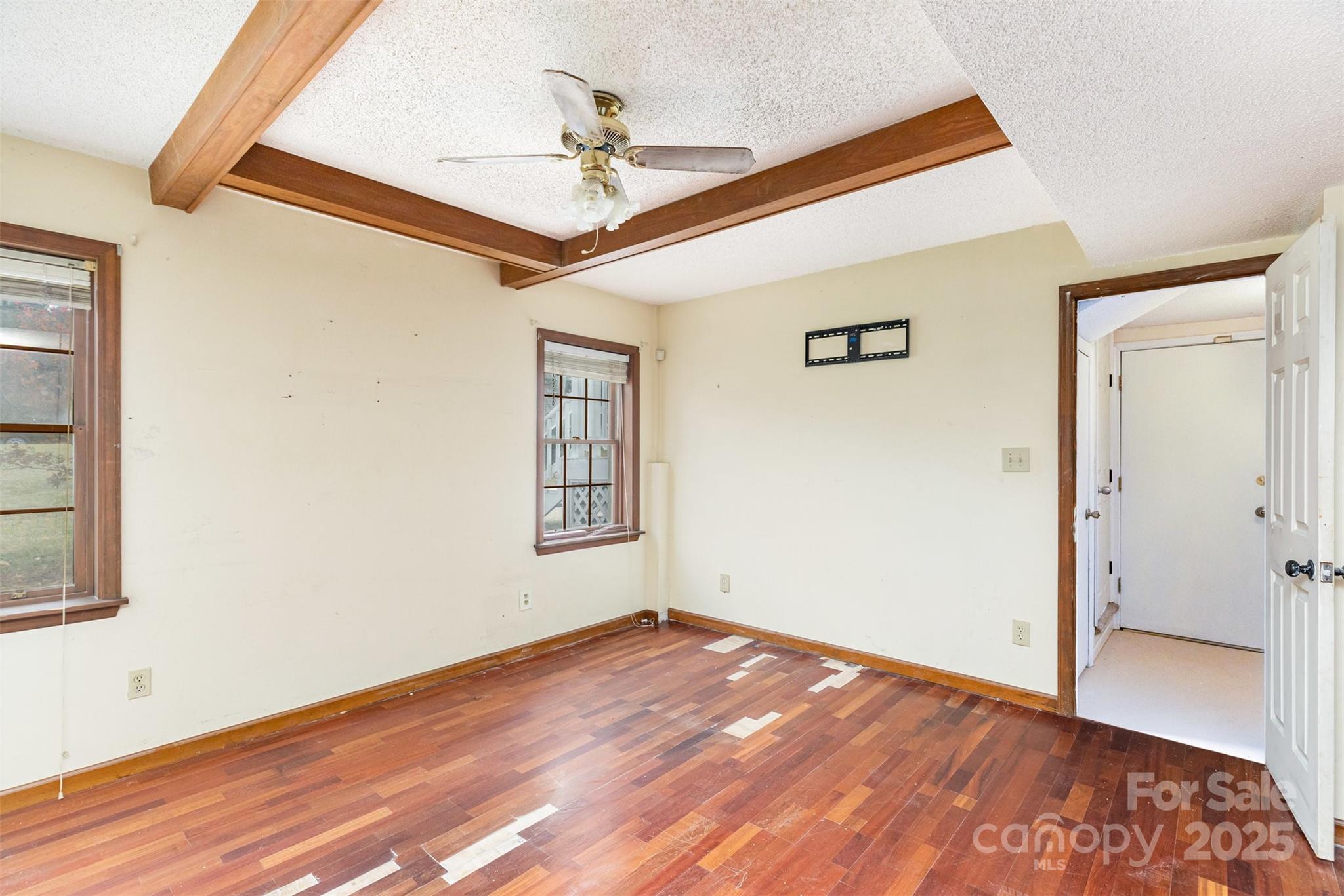 11031 Mallard Crossing Drive