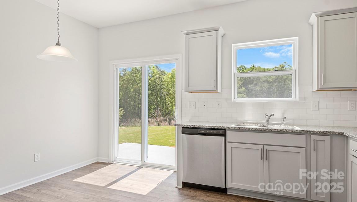 608 Country Oak Drive