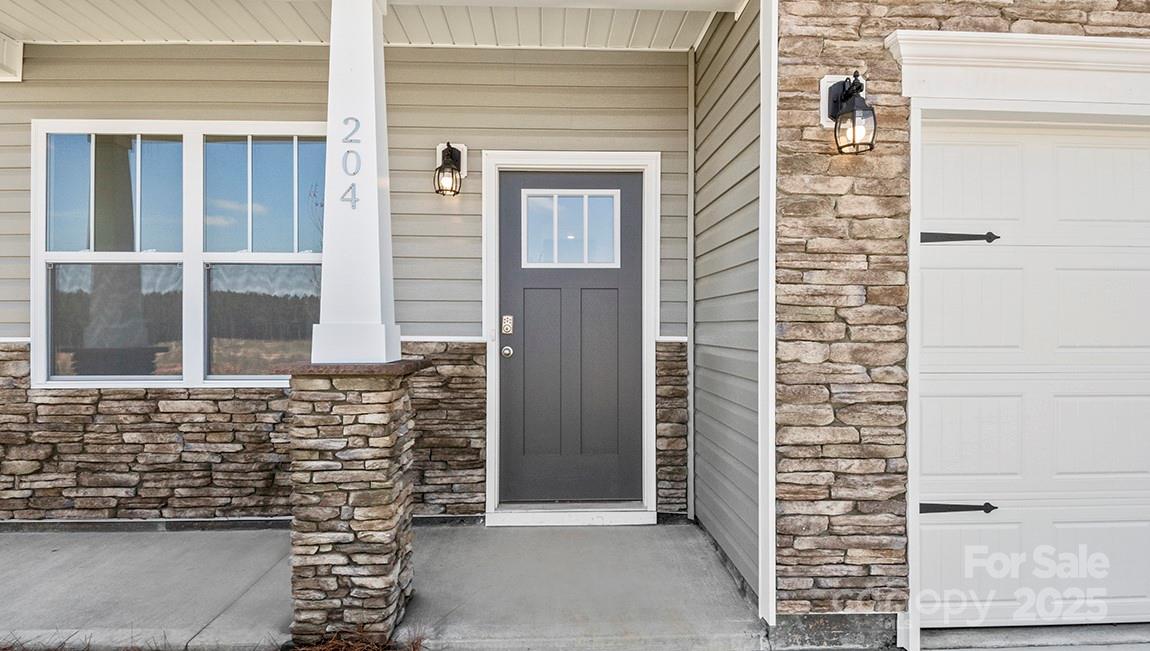 608 Country Oak Drive