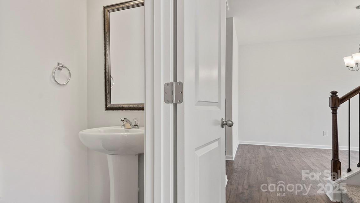 608 Country Oak Drive