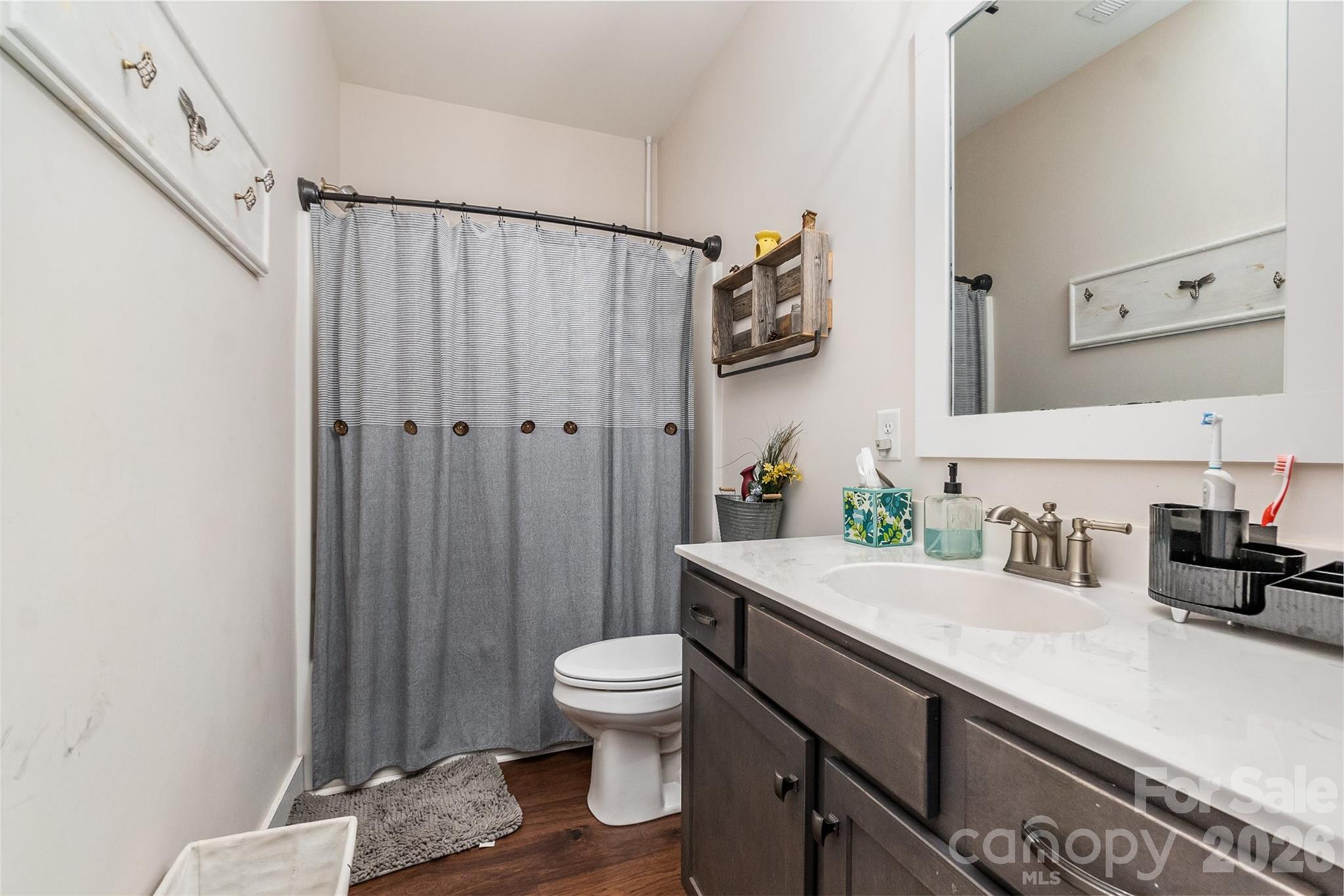 1851 White Fawn Lane