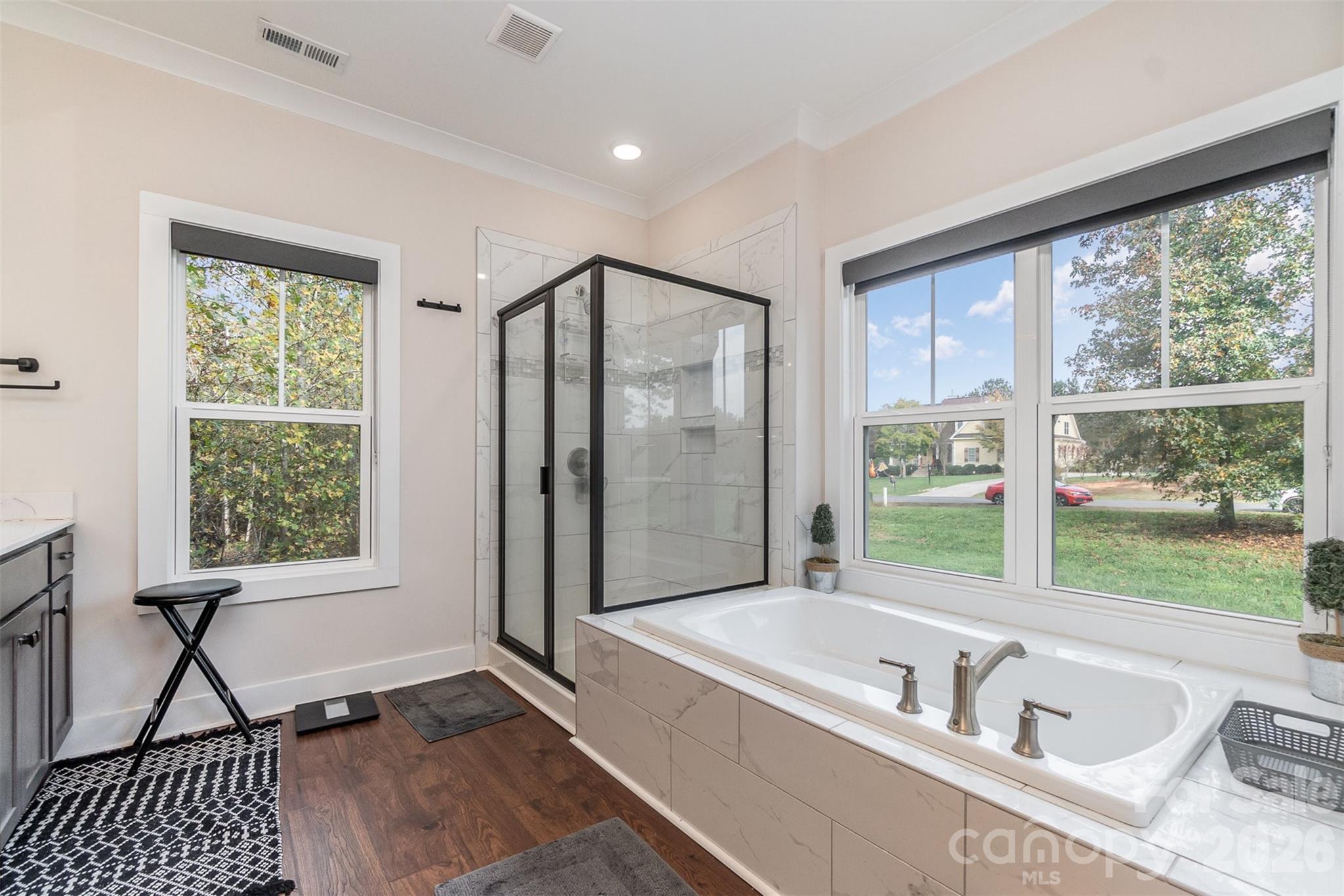 1851 White Fawn Lane