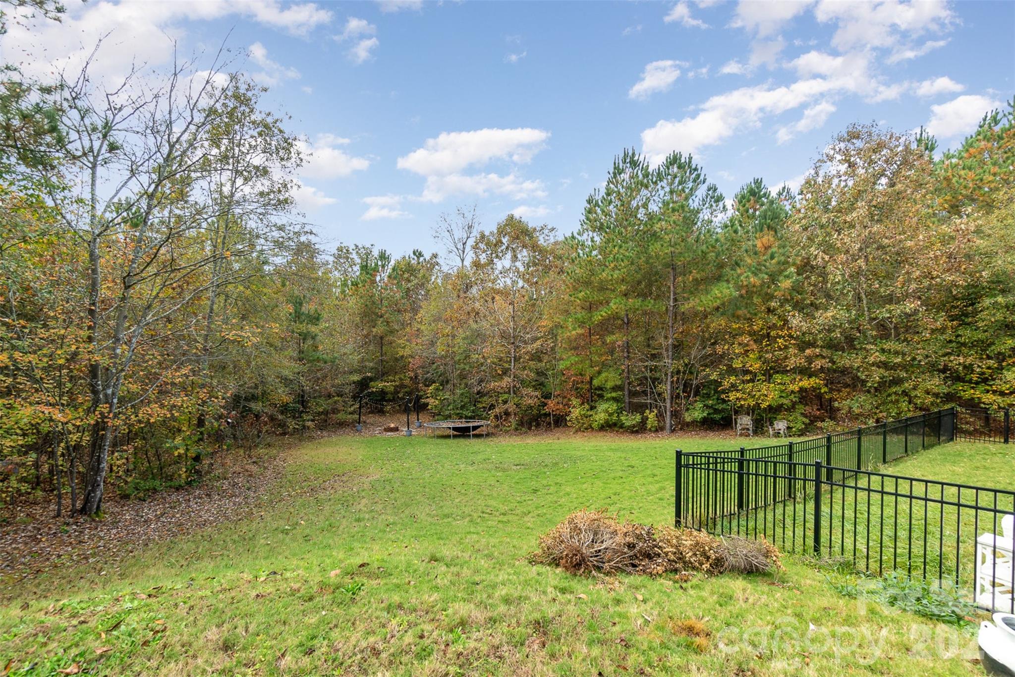 1851 White Fawn Lane