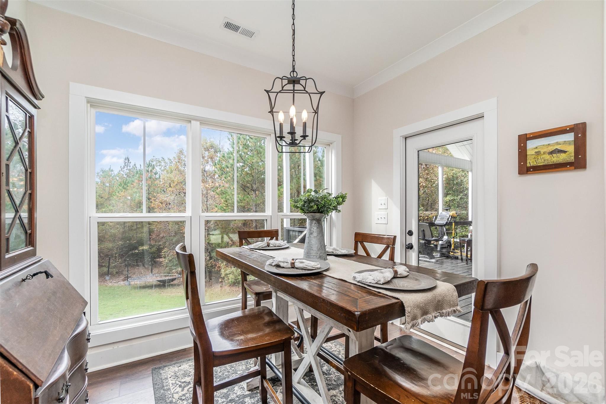 1851 White Fawn Lane