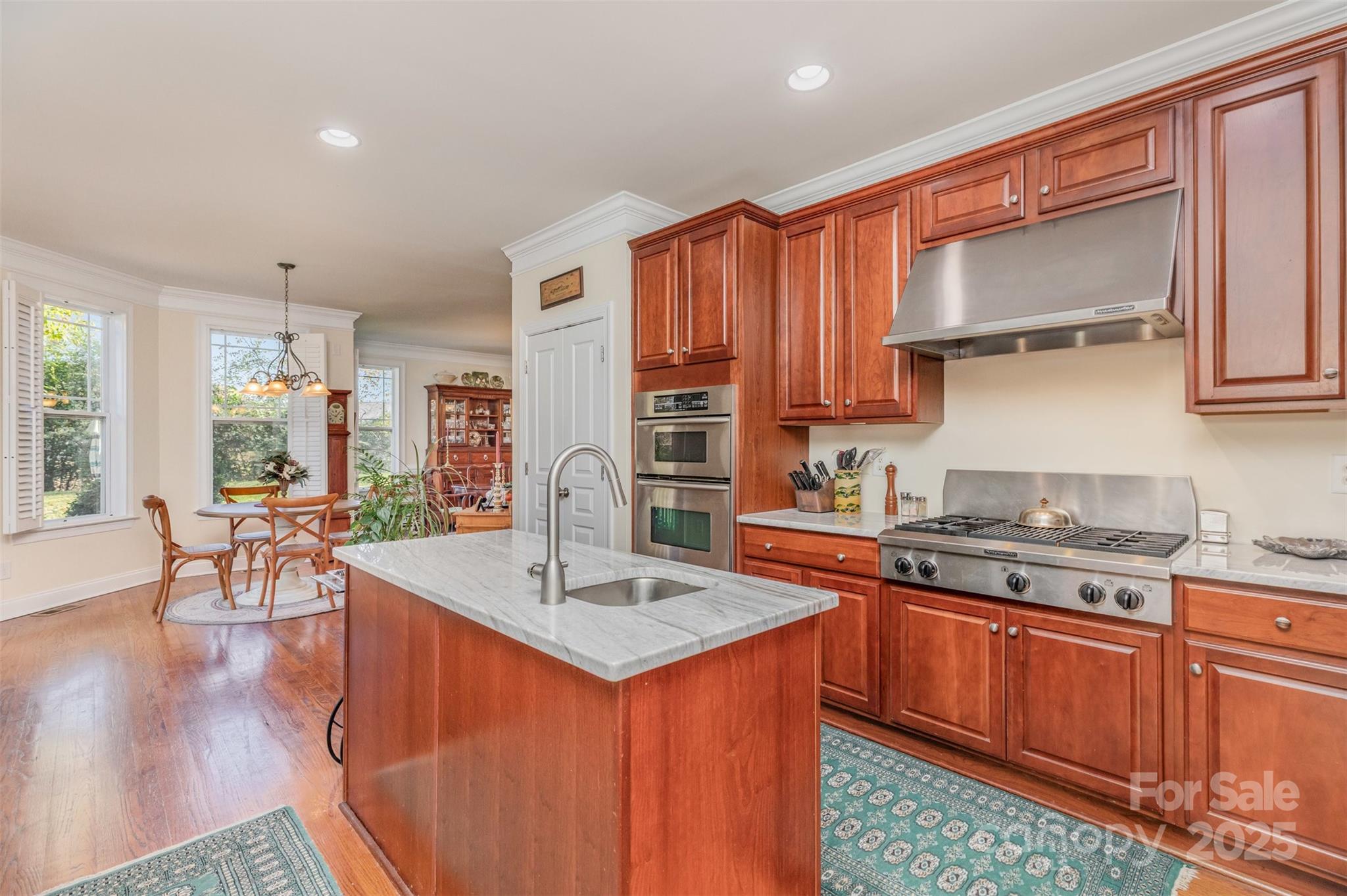 1520 Saratoga Boulevard