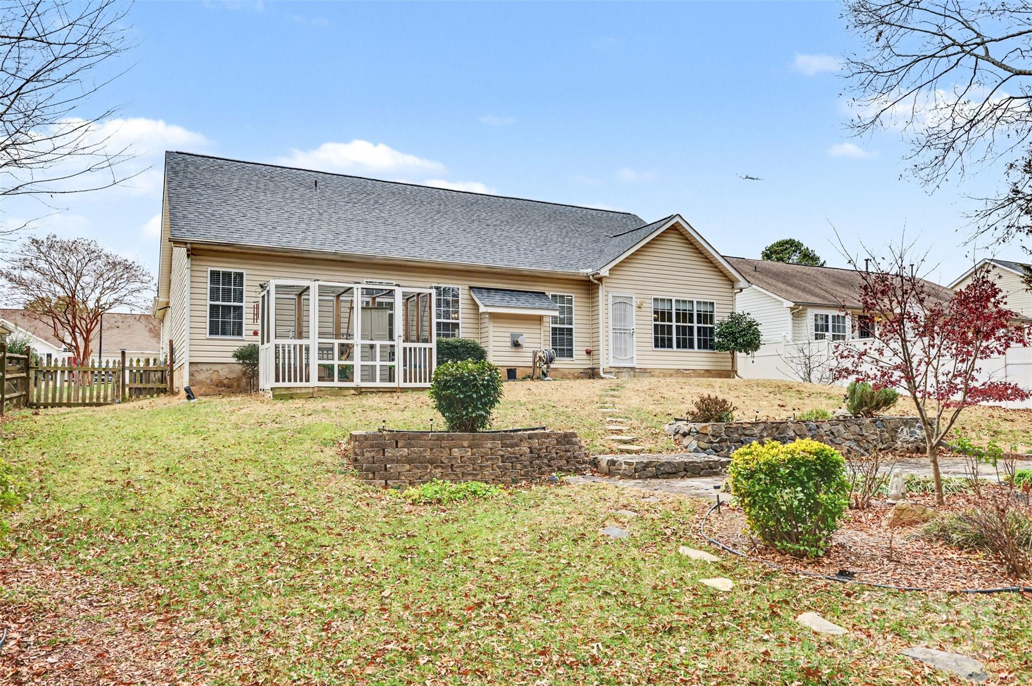 8907 Steelechase Drive