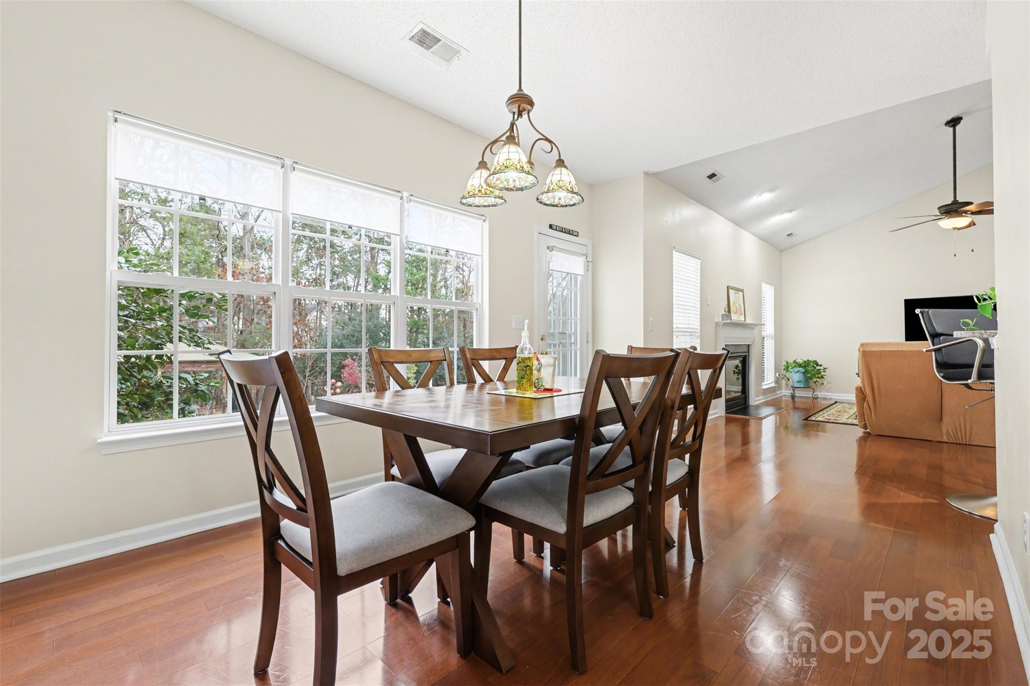 8907 Steelechase Drive