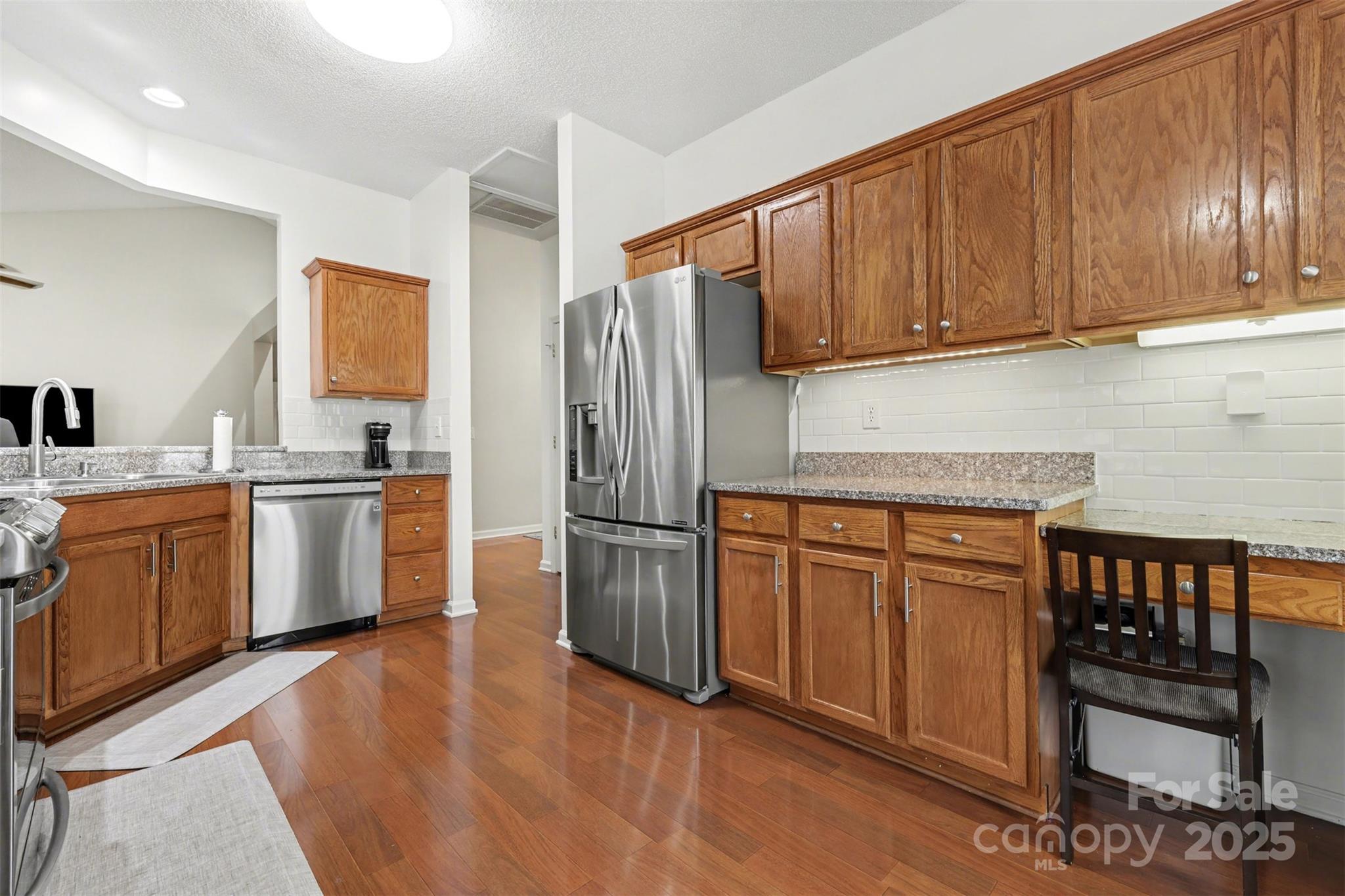 8907 Steelechase Drive