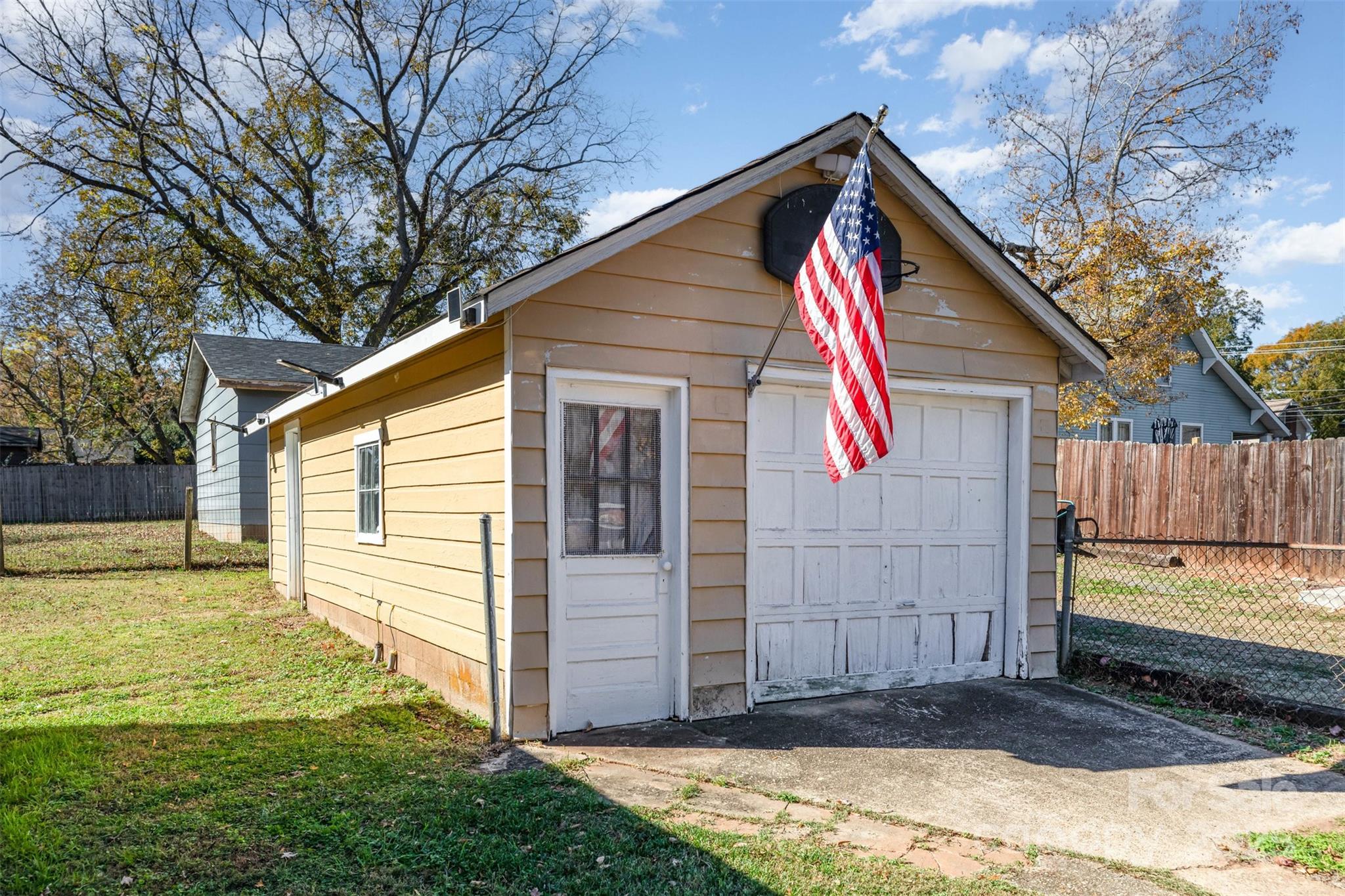 106 E Liberty Street