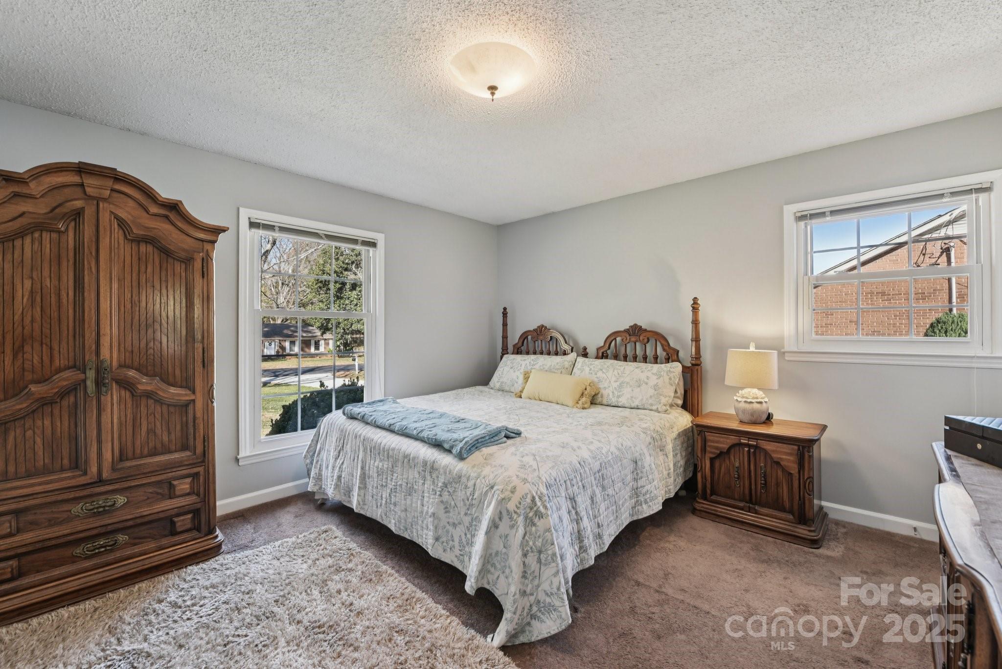 14200 Springwater Drive