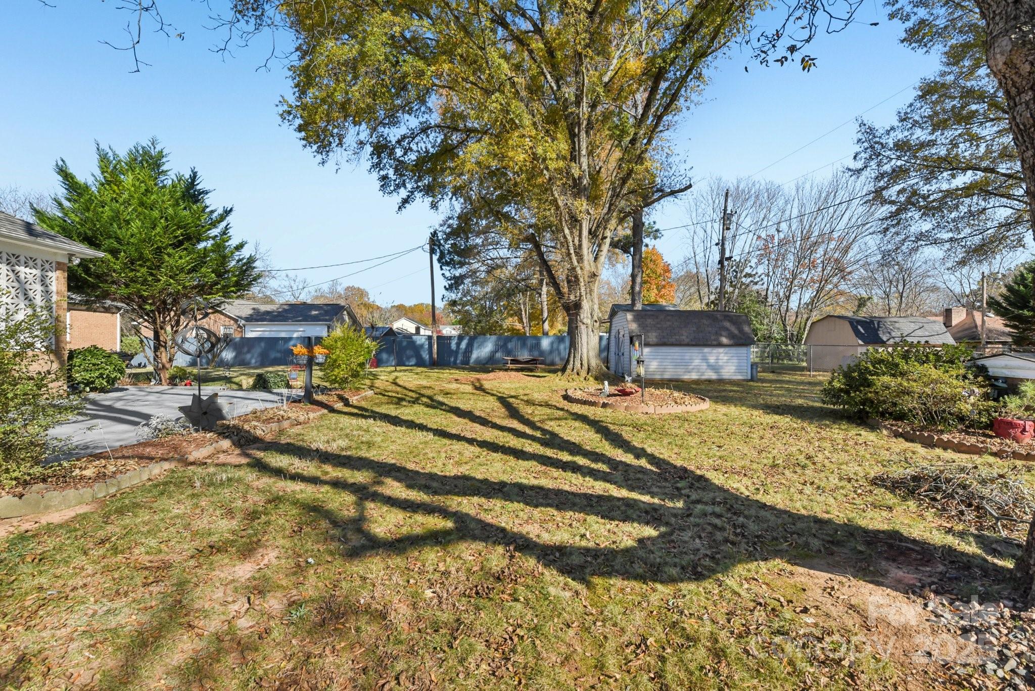 14200 Springwater Drive