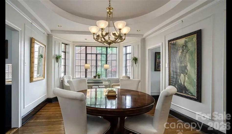 301 W 10th Street W Unit: 206