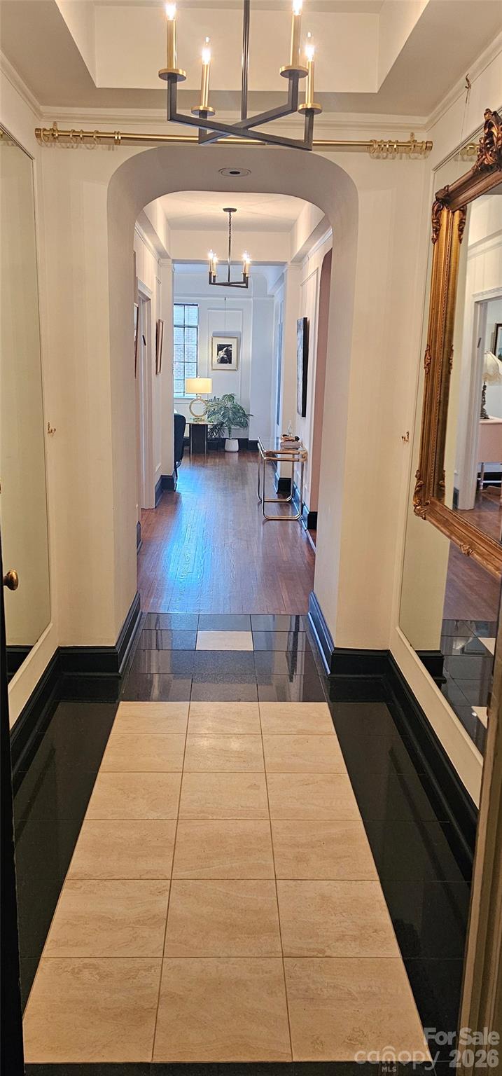 301 W 10th Street W Unit: 206