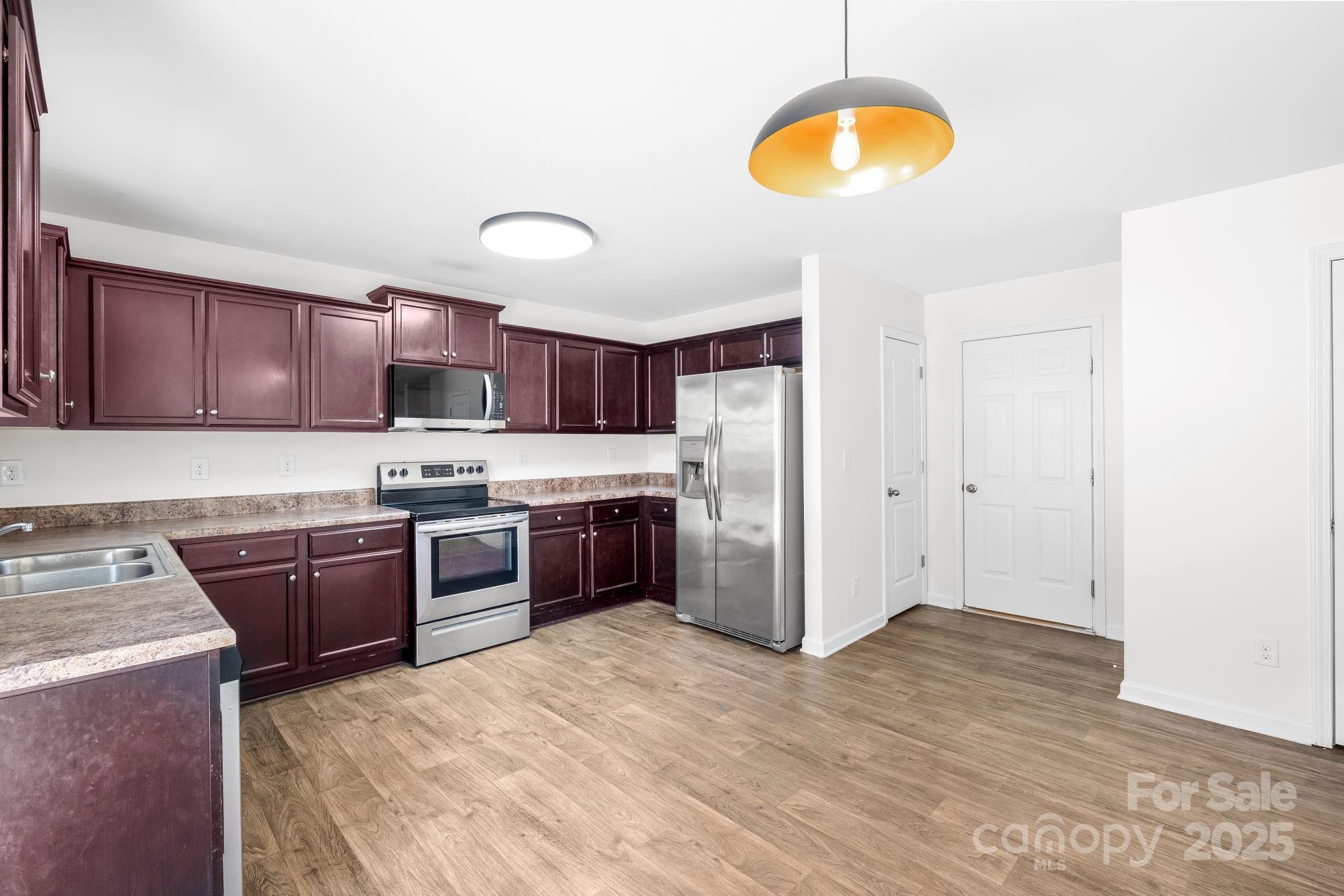 4019 John Dale Lane