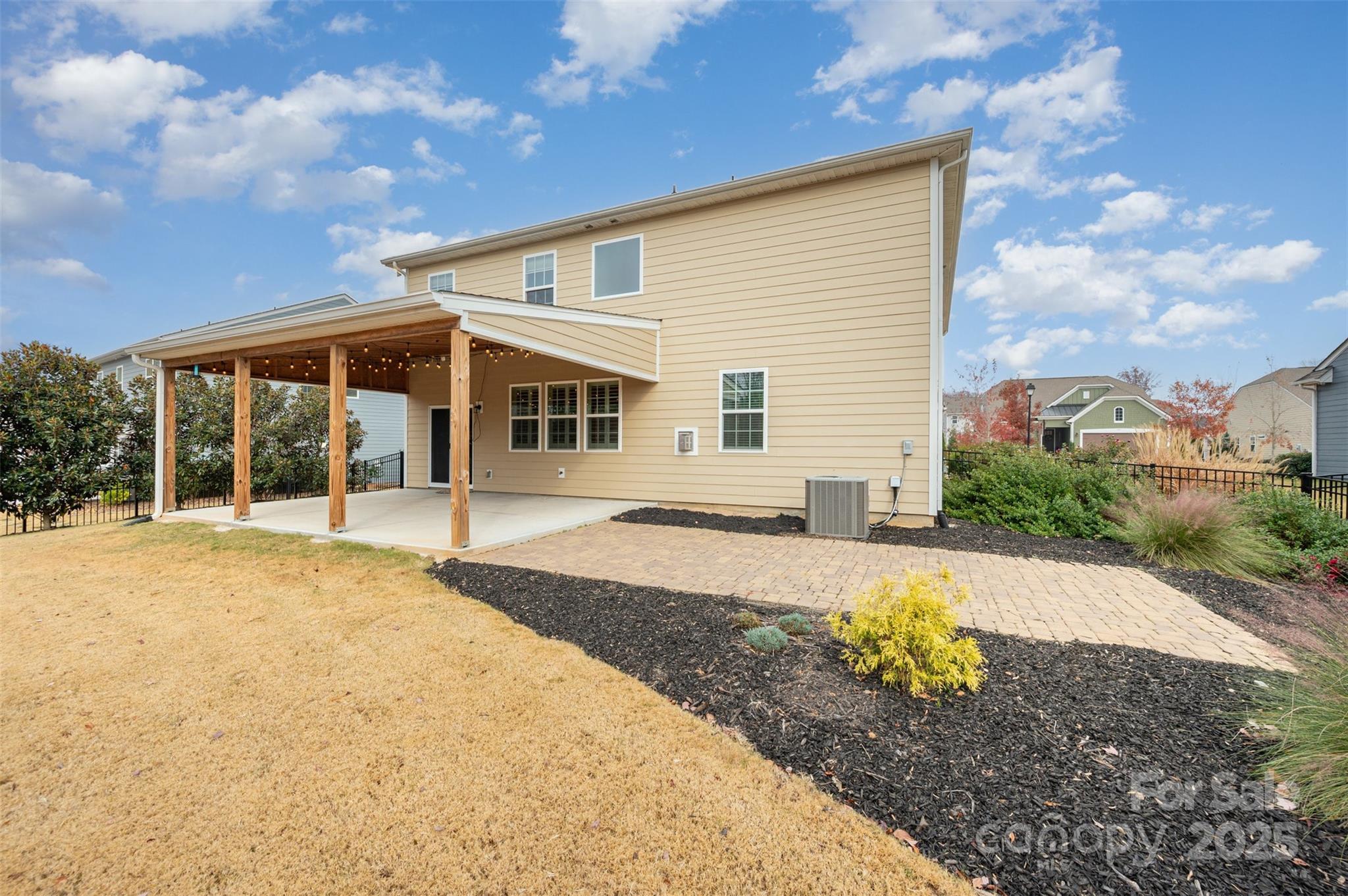 11106 Grenfell Avenue