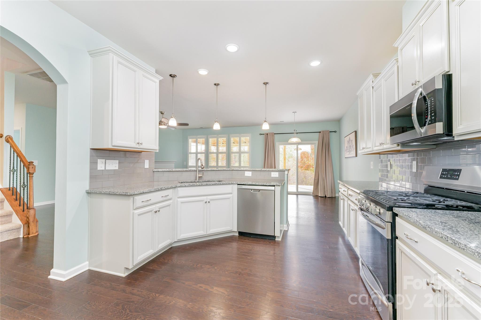 11106 Grenfell Avenue