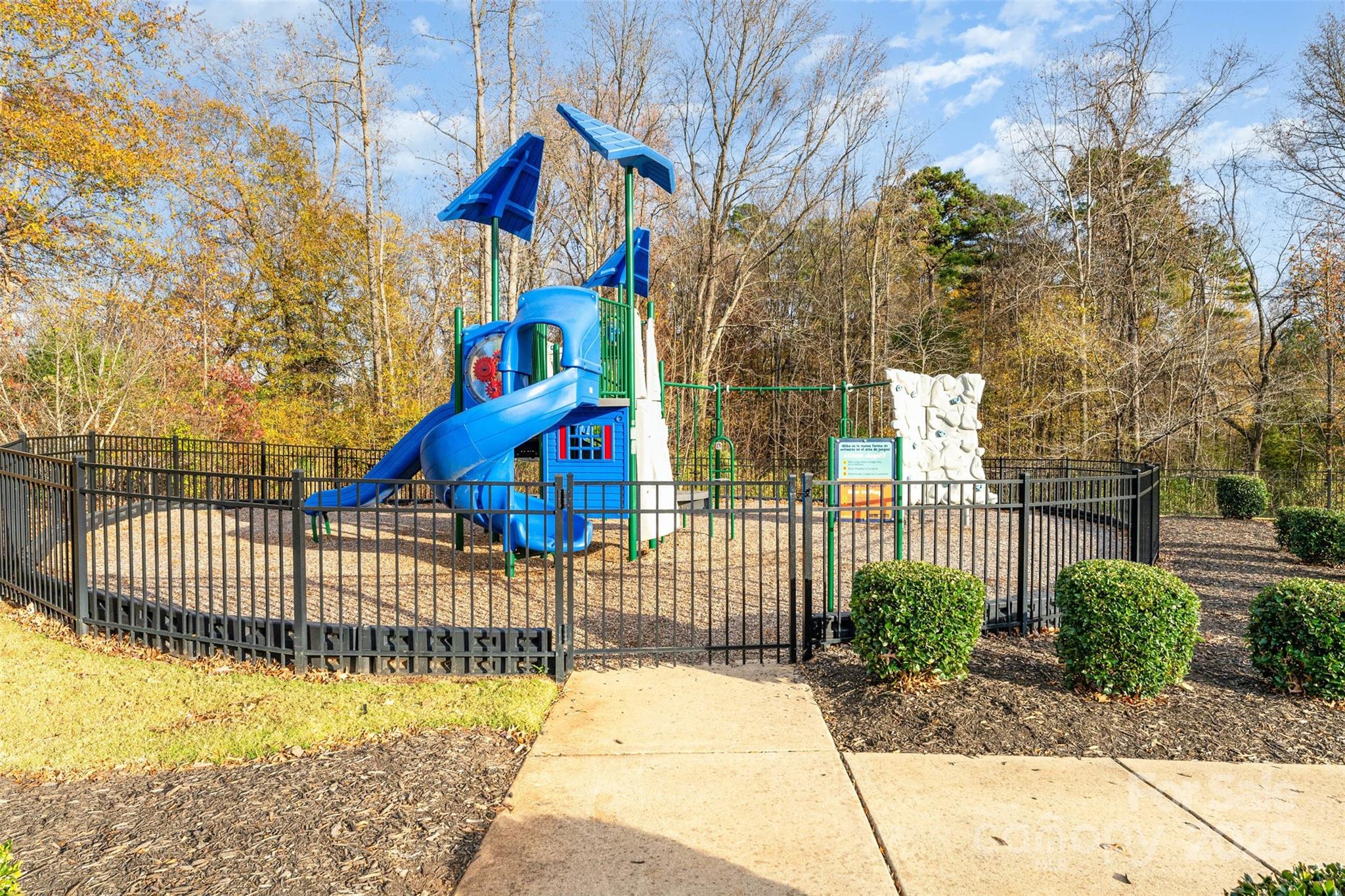 11106 Grenfell Avenue