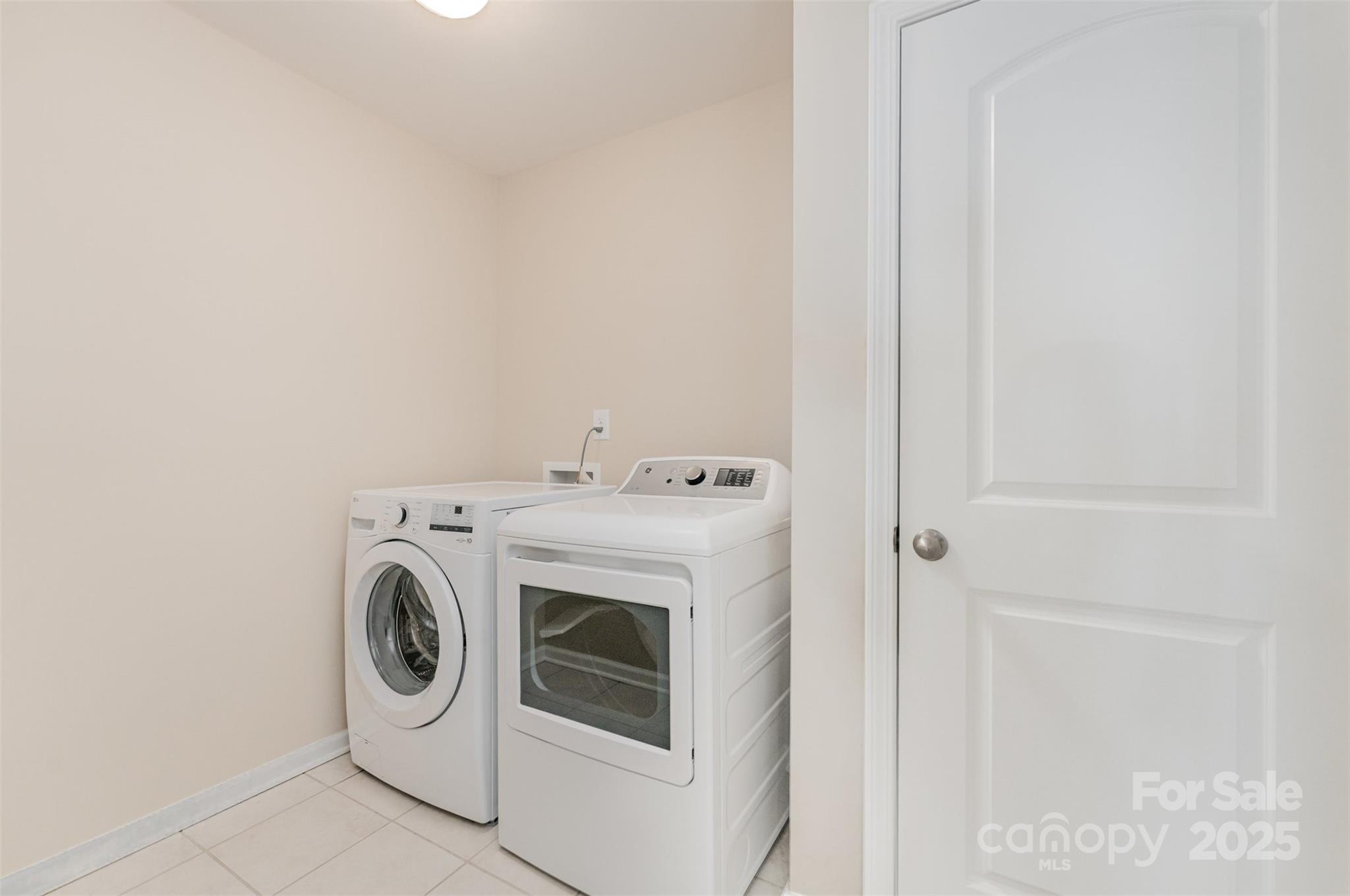 11106 Grenfell Avenue