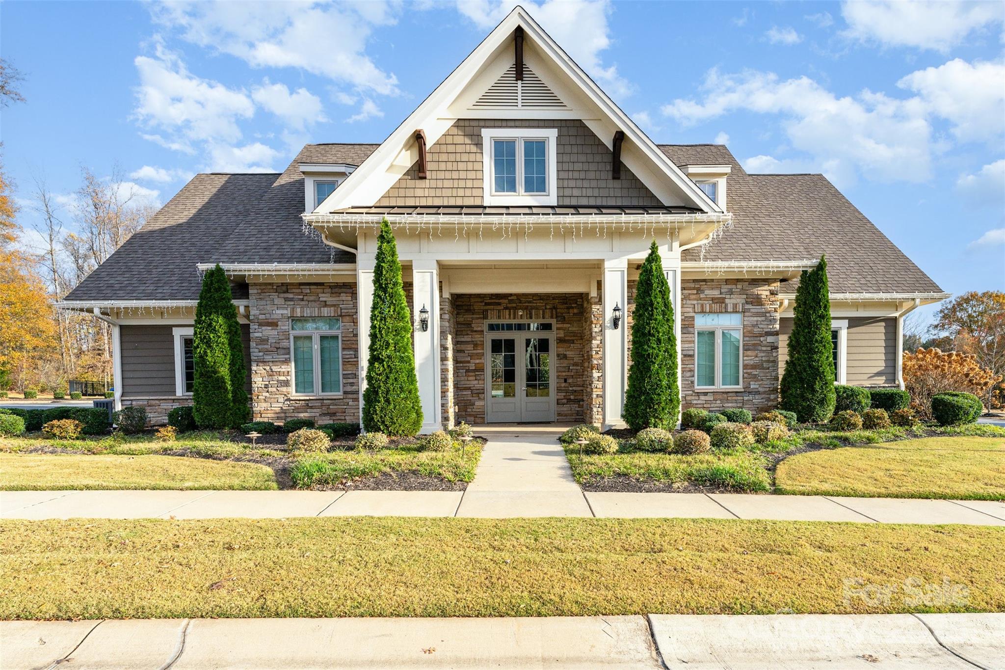 11106 Grenfell Avenue