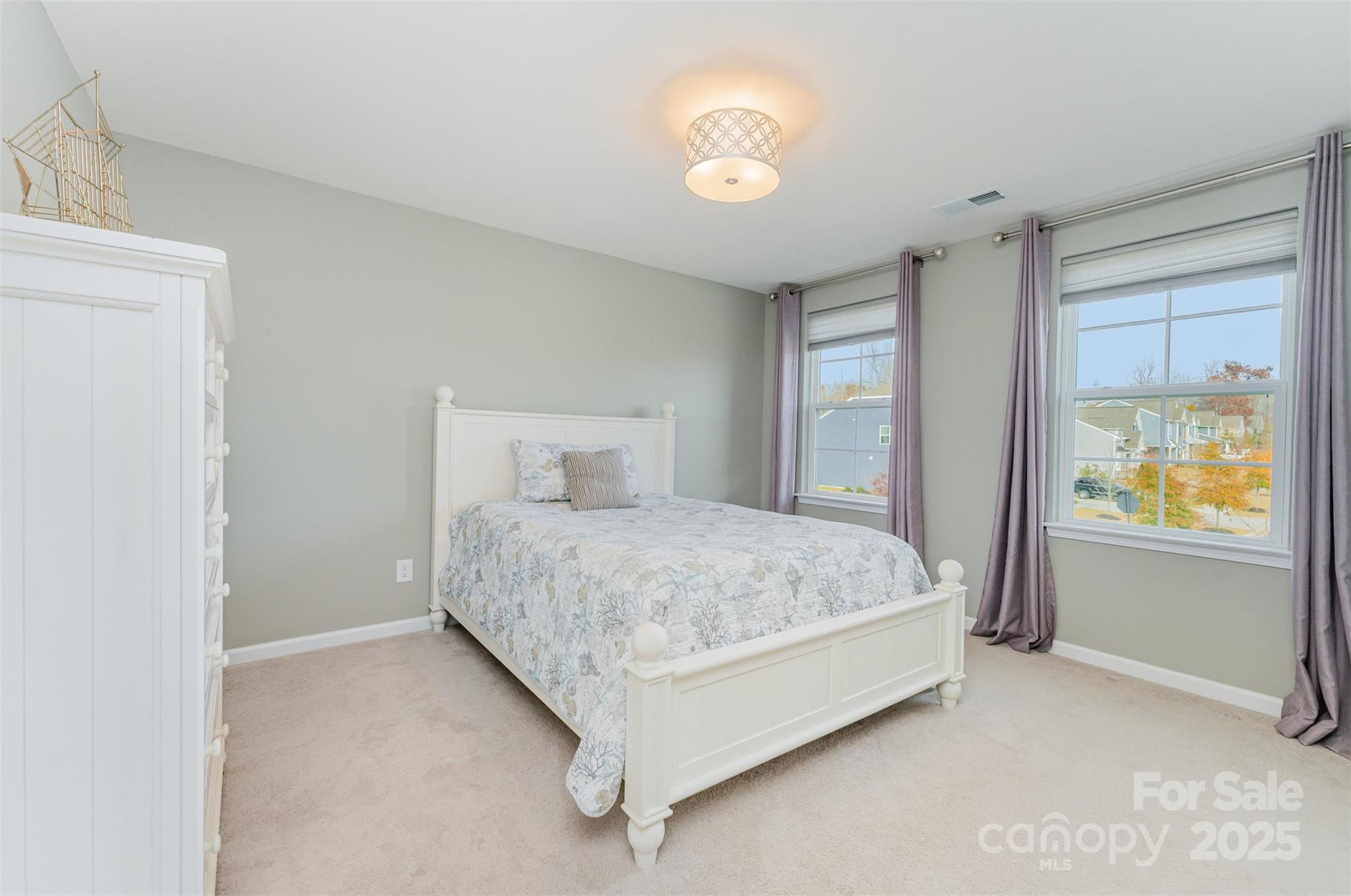 11106 Grenfell Avenue