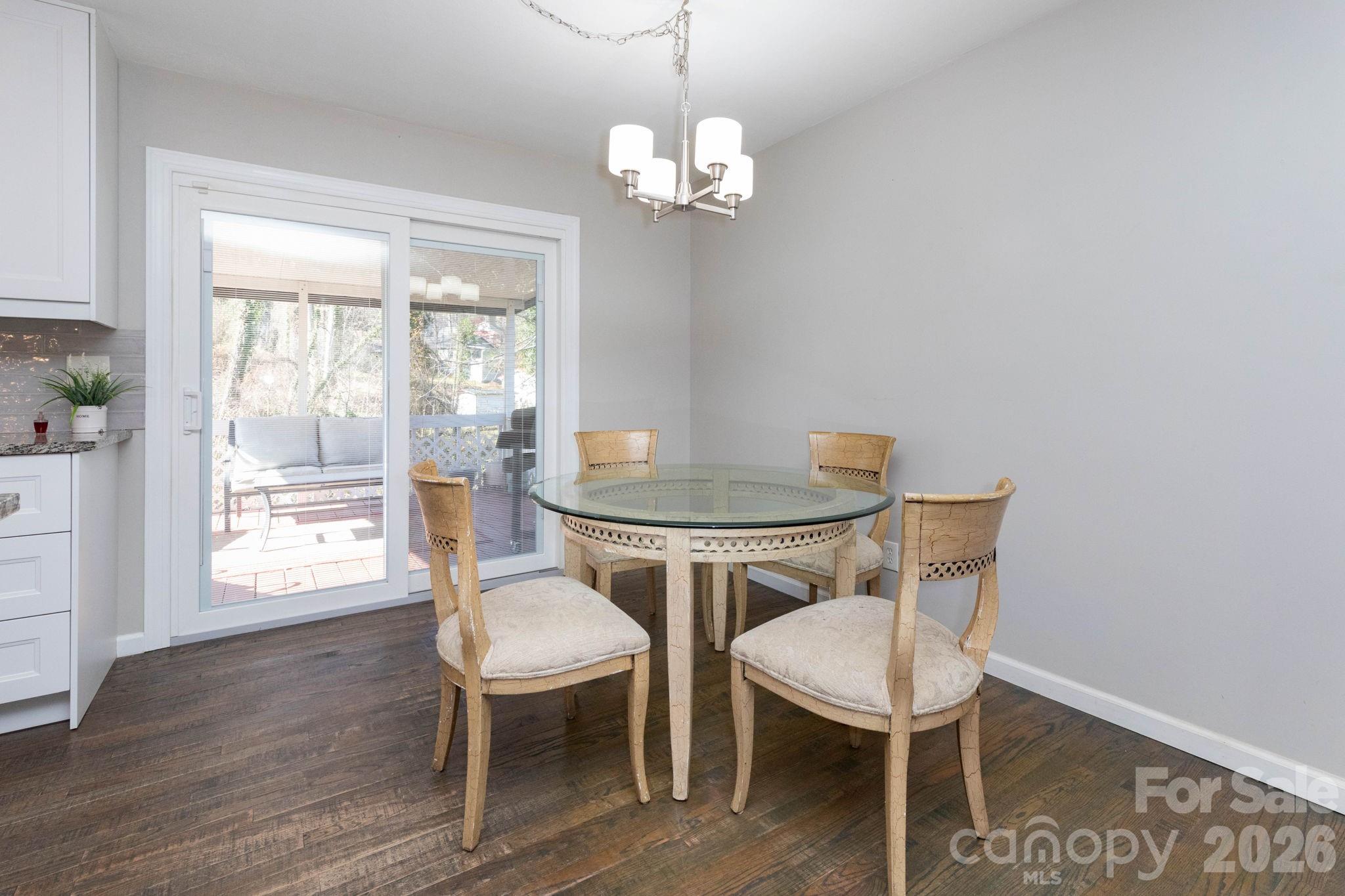 1226 Pinebrook Circle