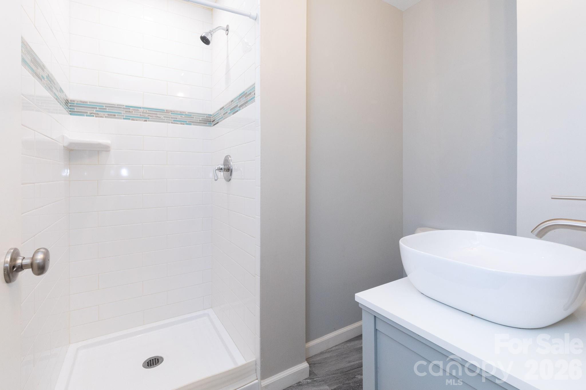 1226 Pinebrook Circle
