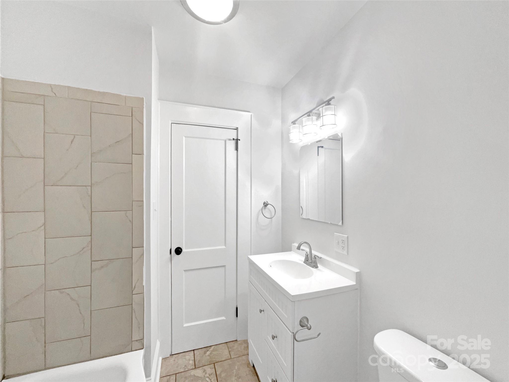 252 N Patterson Street