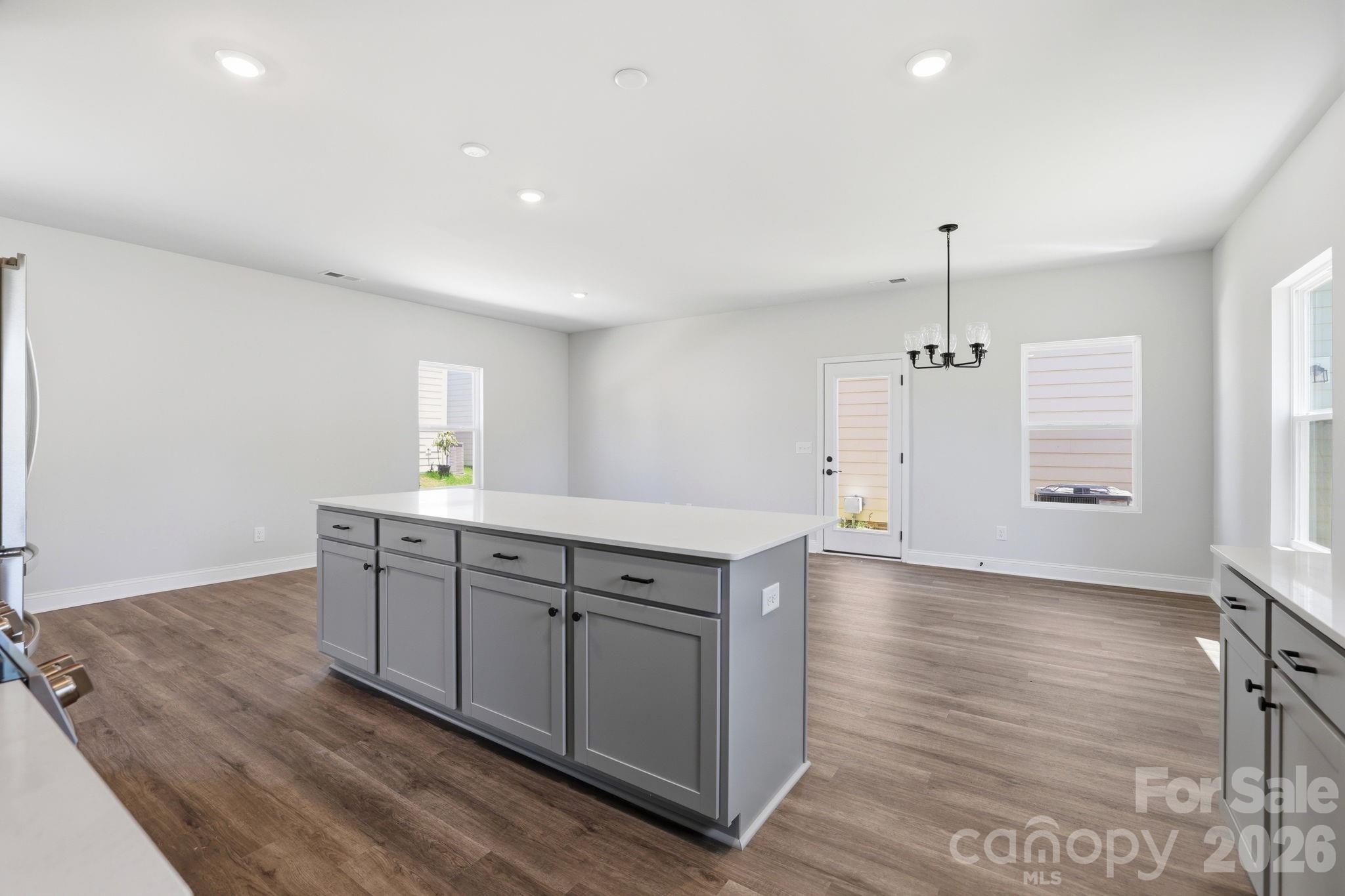 4049 Grommet Court