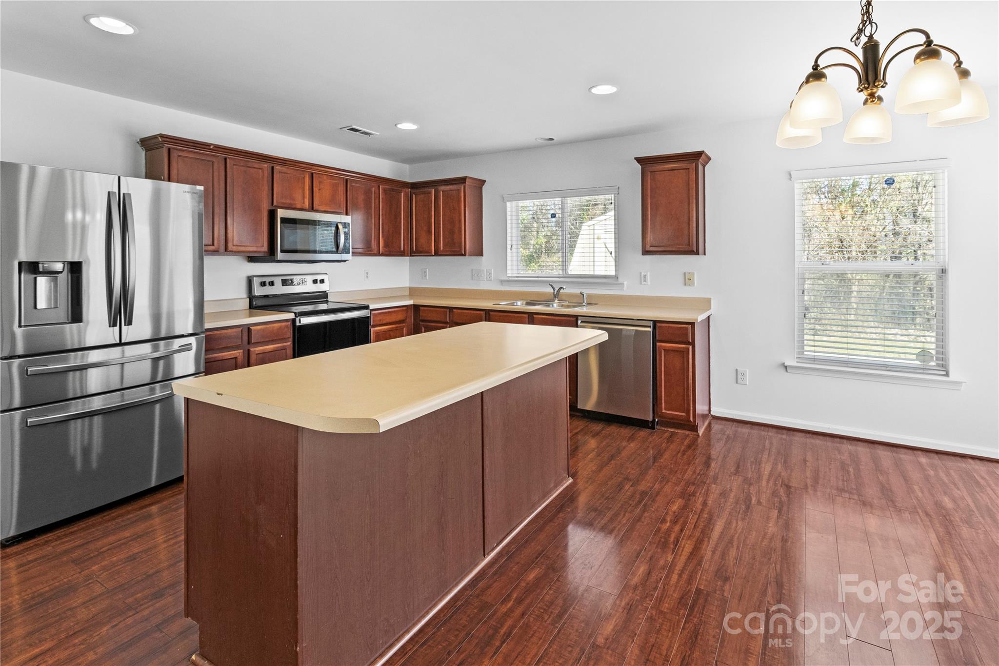 12502 Cumberland Cove Drive