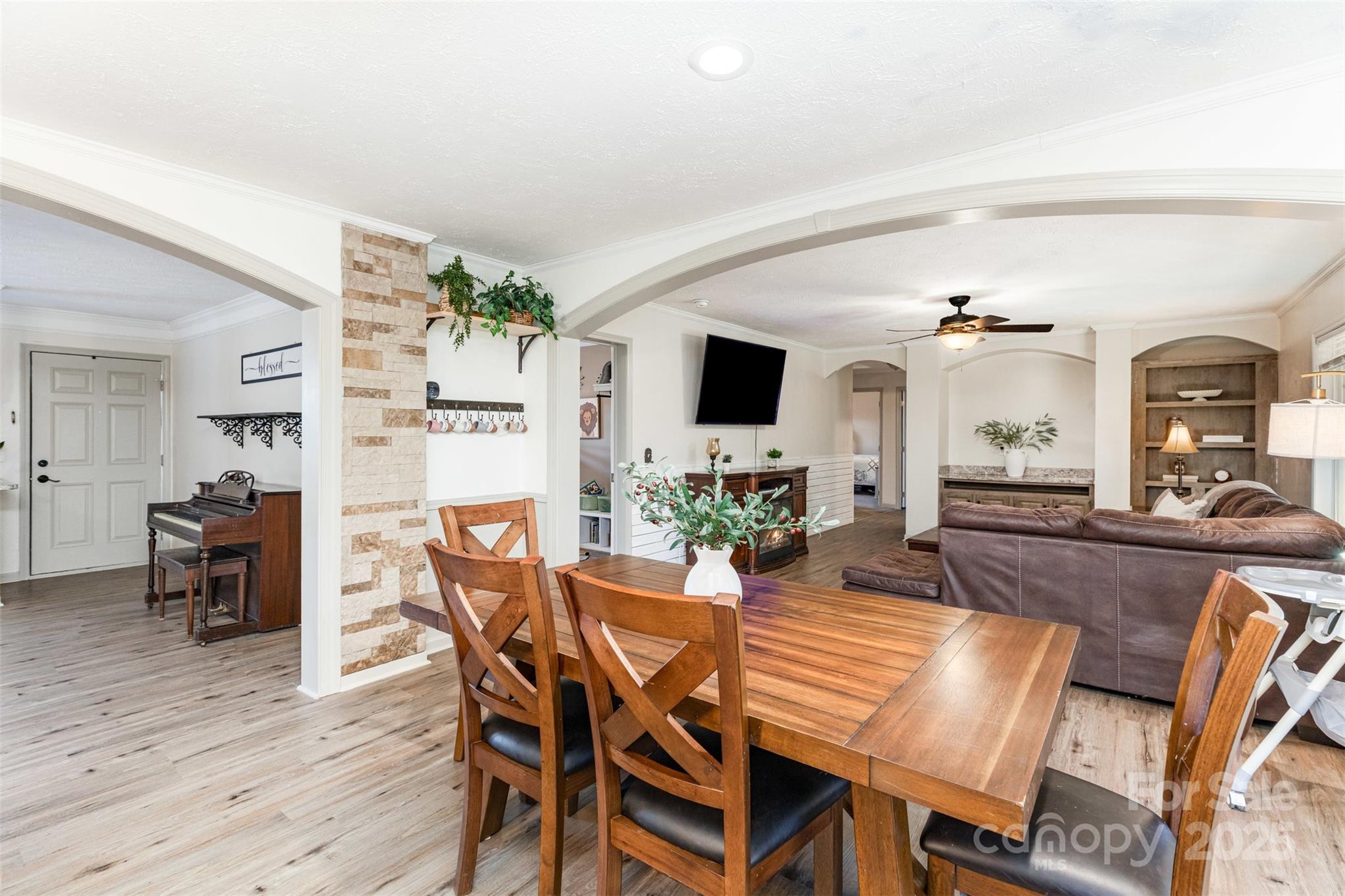 4110 Pebblebrook Circle SW