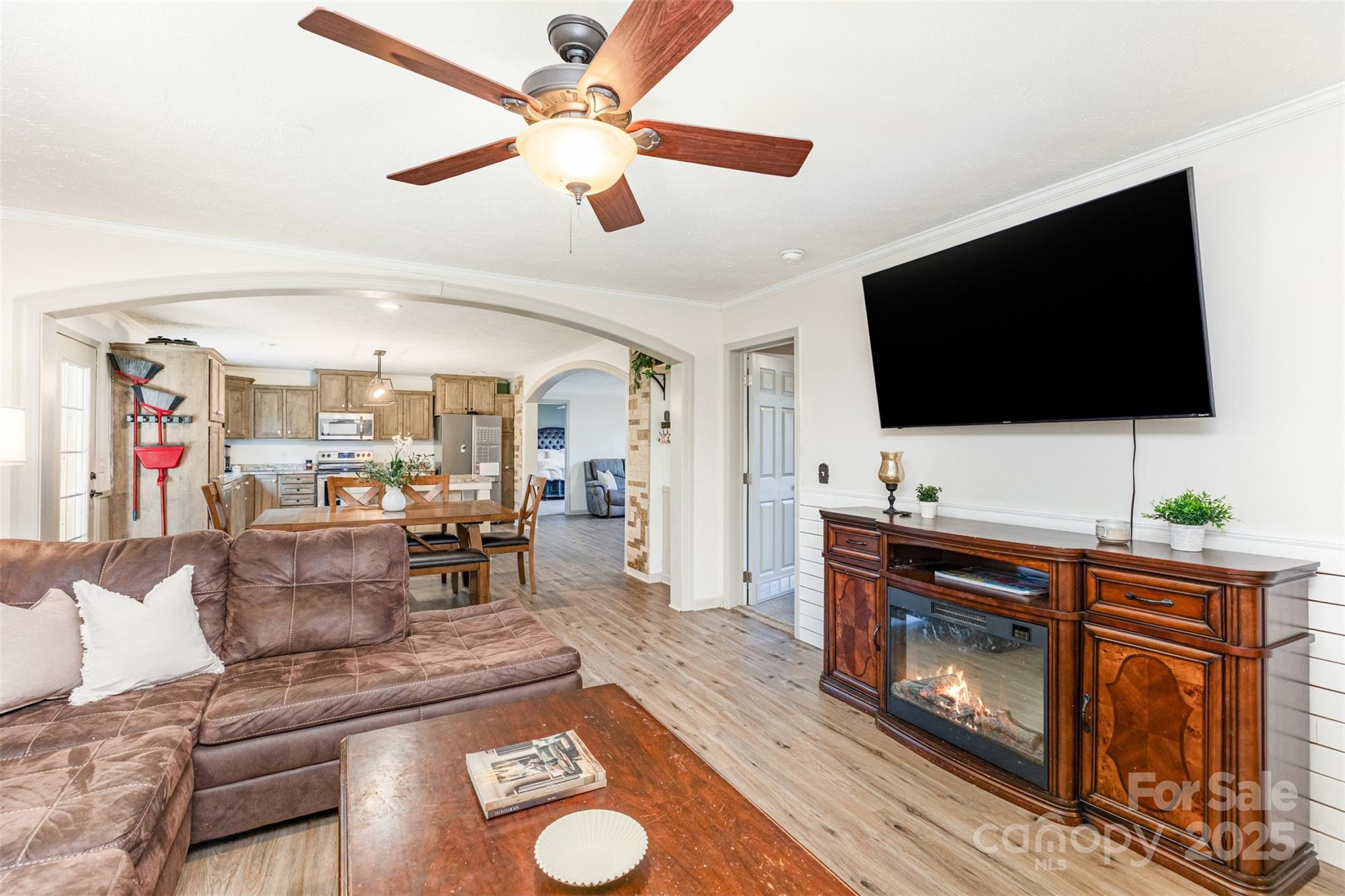 4110 Pebblebrook Circle SW