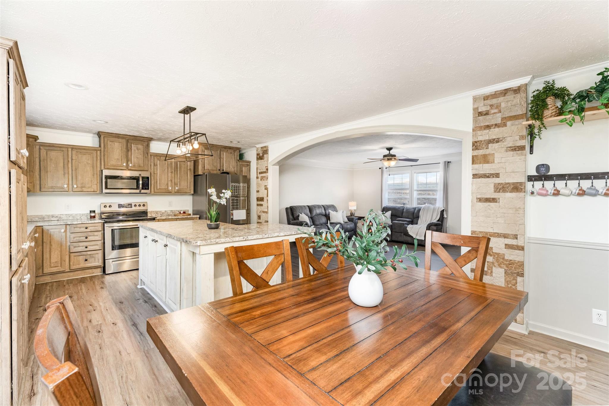 4110 Pebblebrook Circle SW