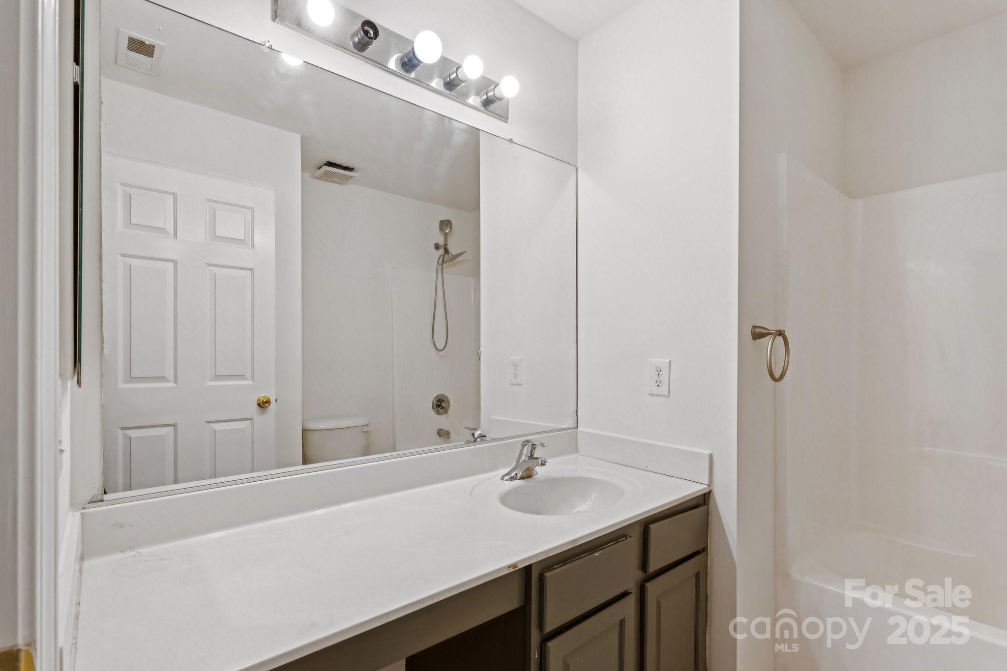 755 Sunset Point Drive