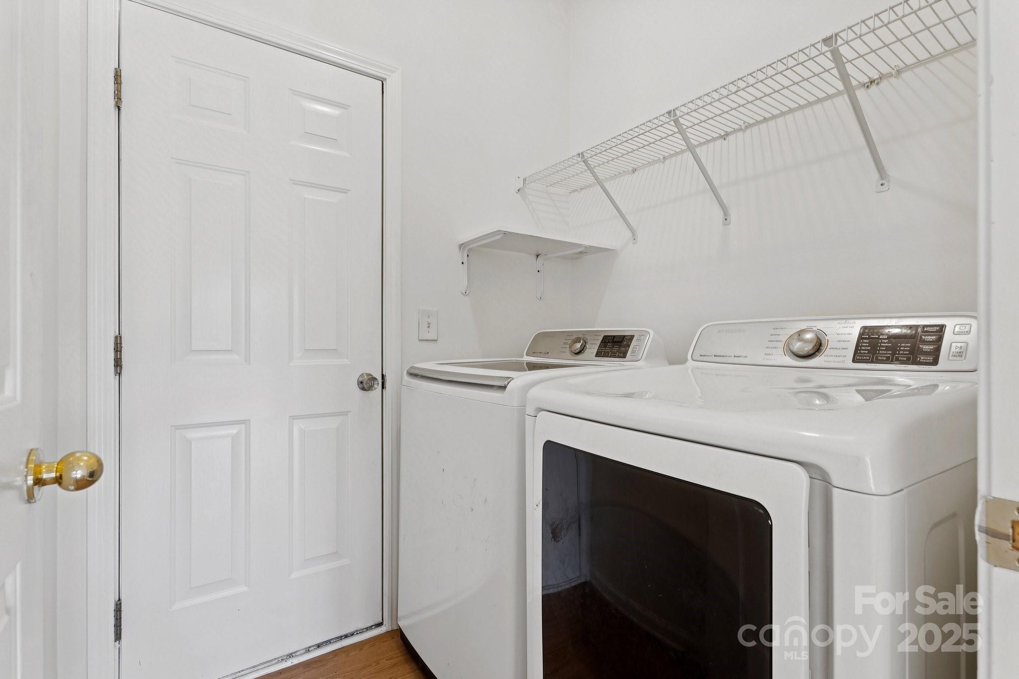 755 Sunset Point Drive