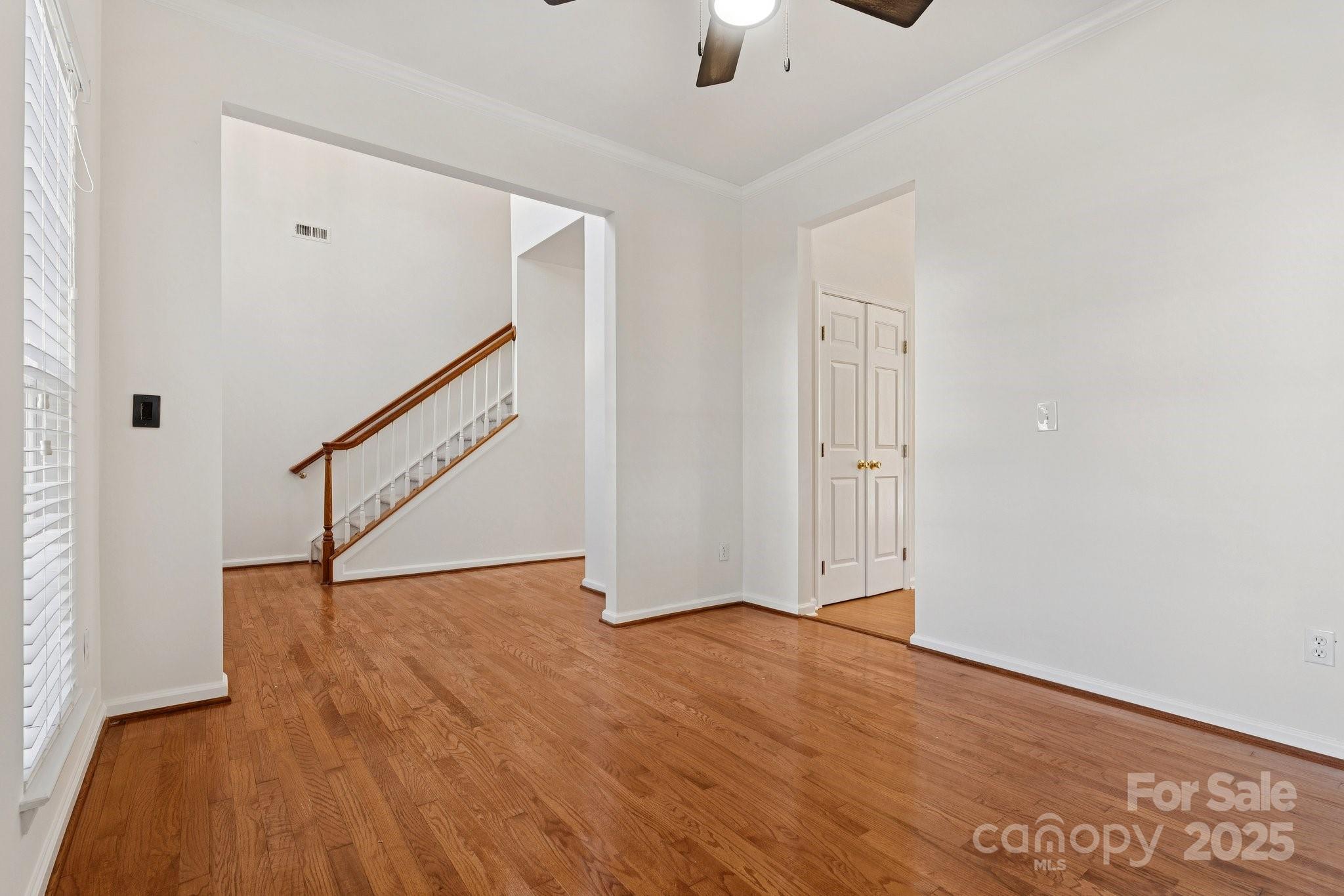 755 Sunset Point Drive