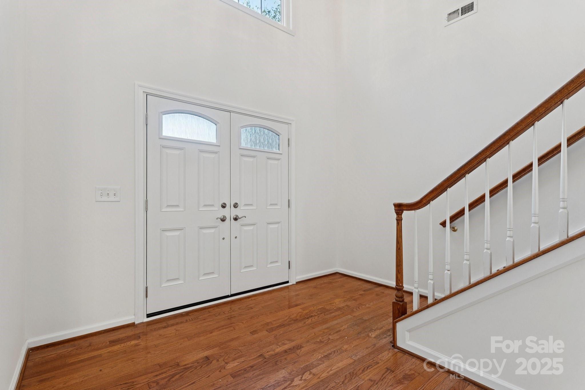 755 Sunset Point Drive