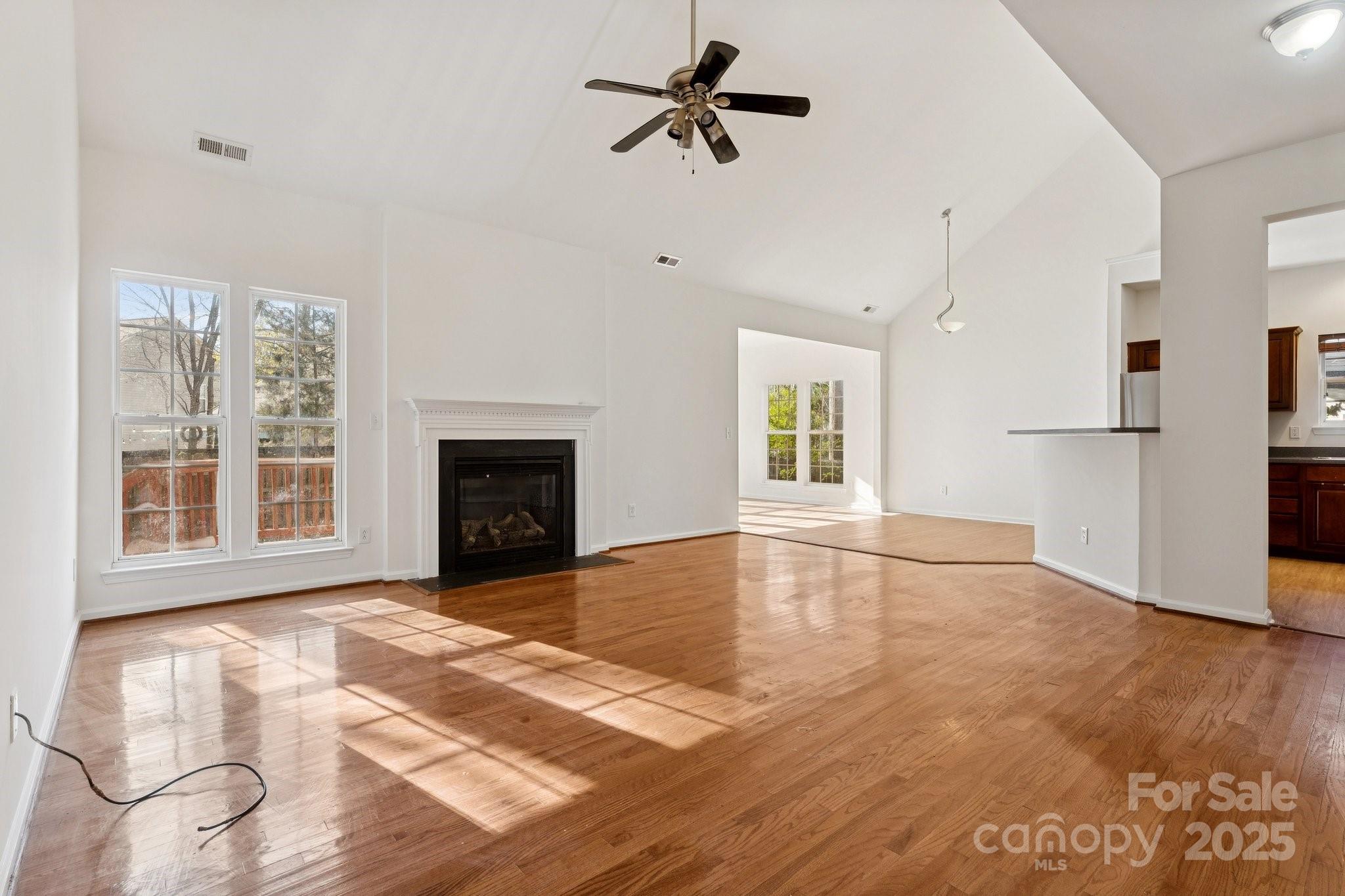 755 Sunset Point Drive