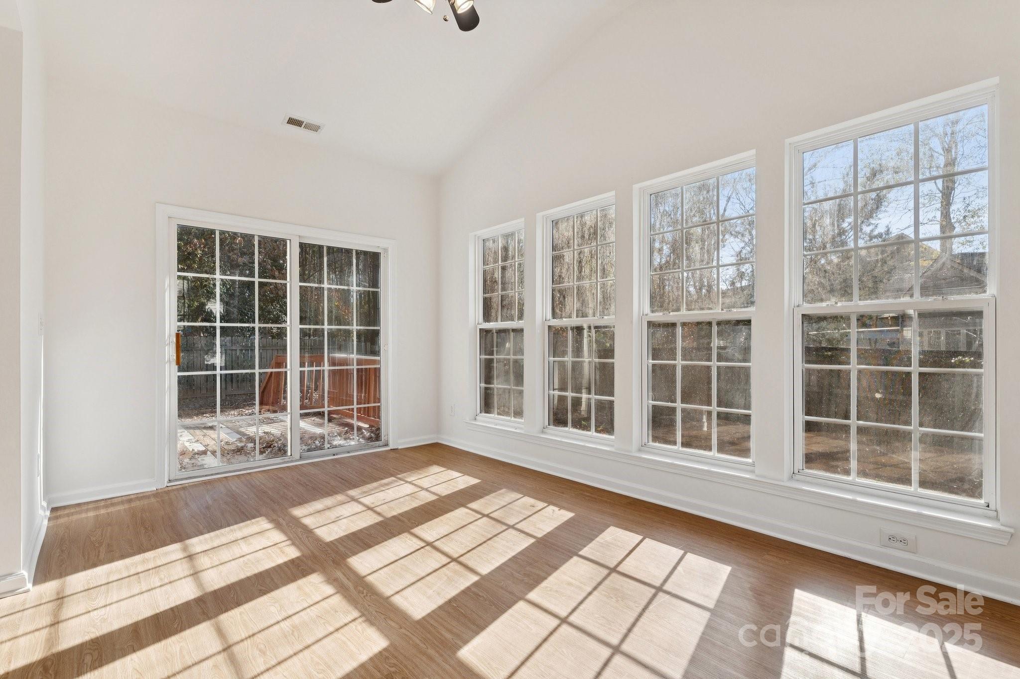 755 Sunset Point Drive