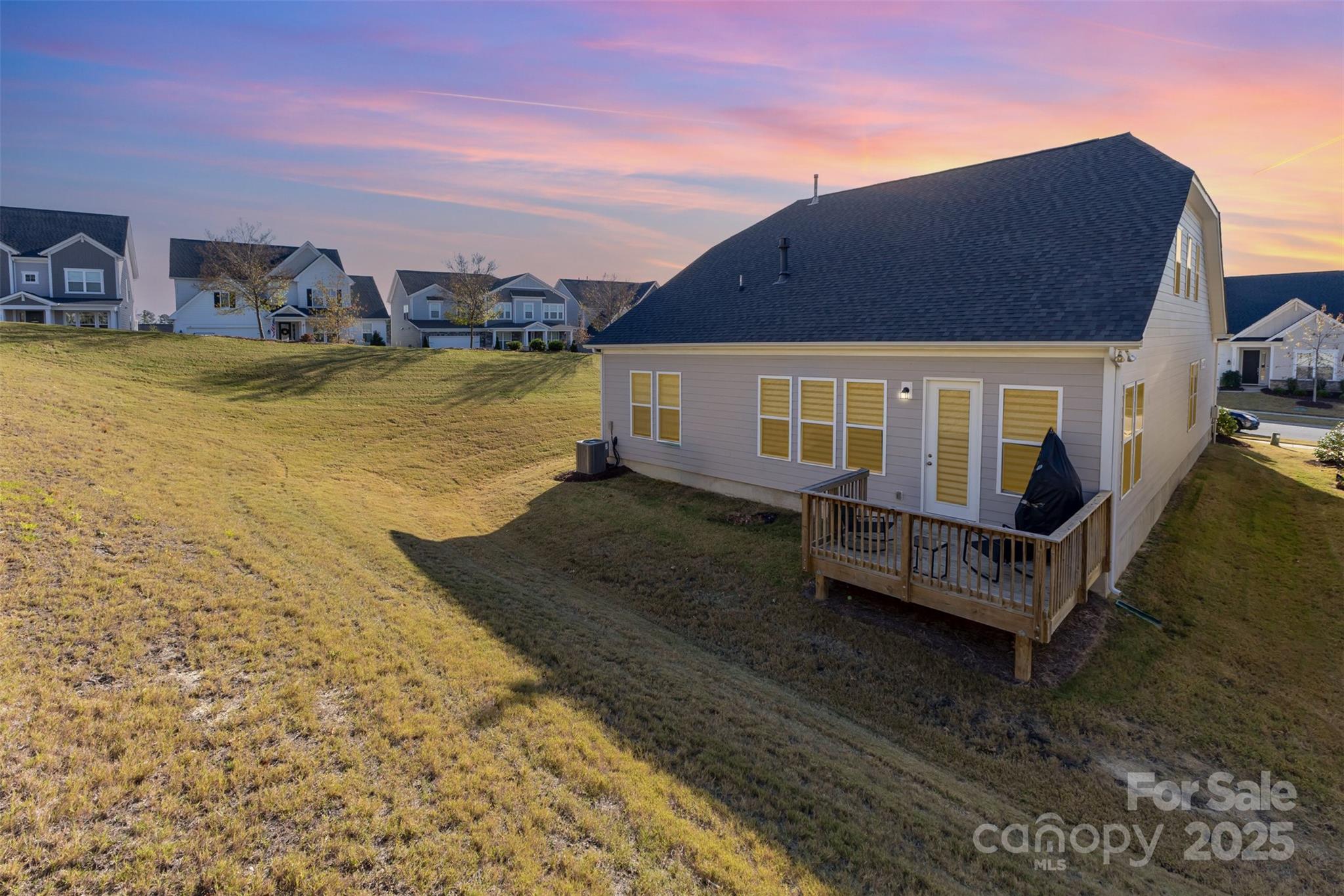 19004 Dry Narrows Way