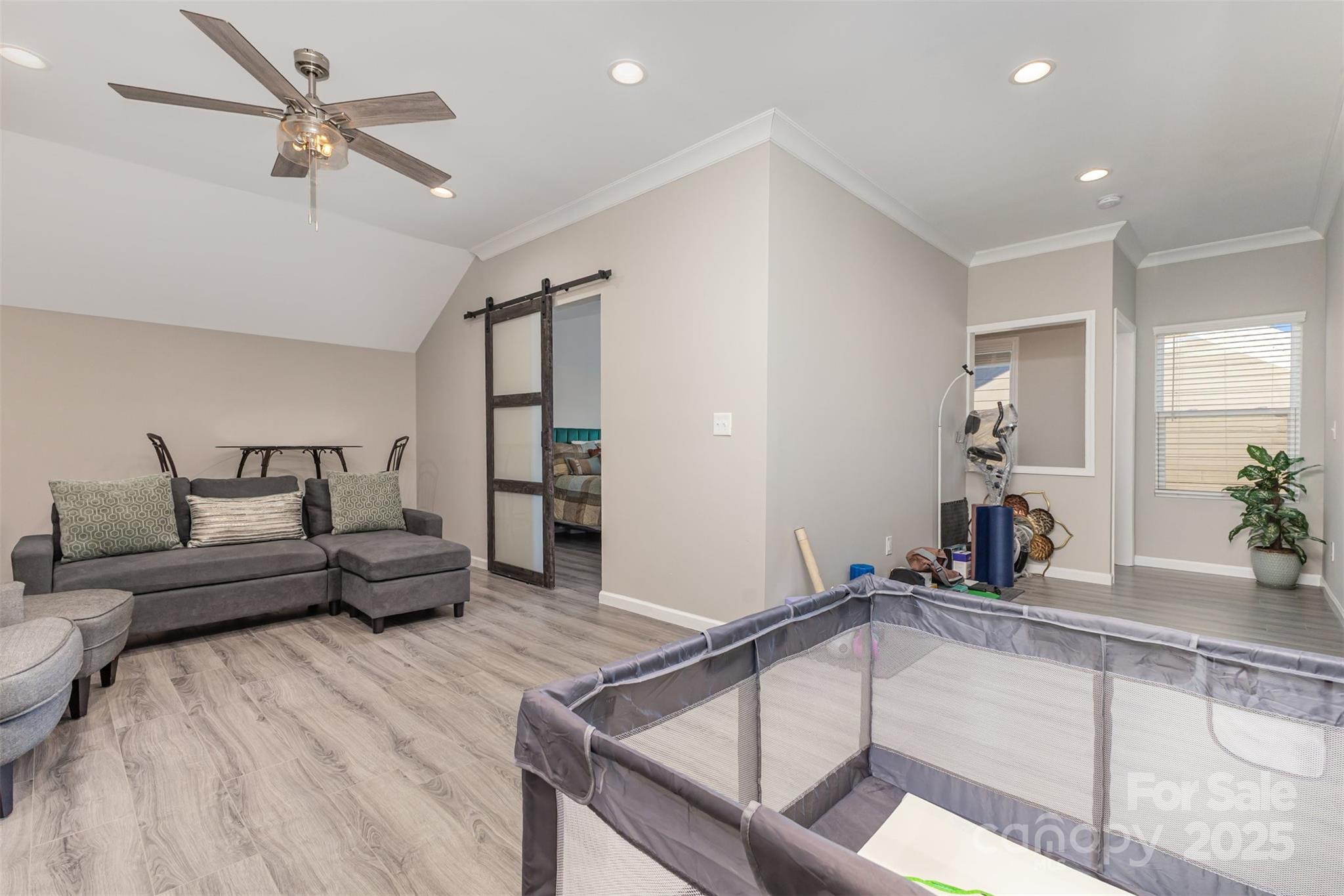 19004 Dry Narrows Way