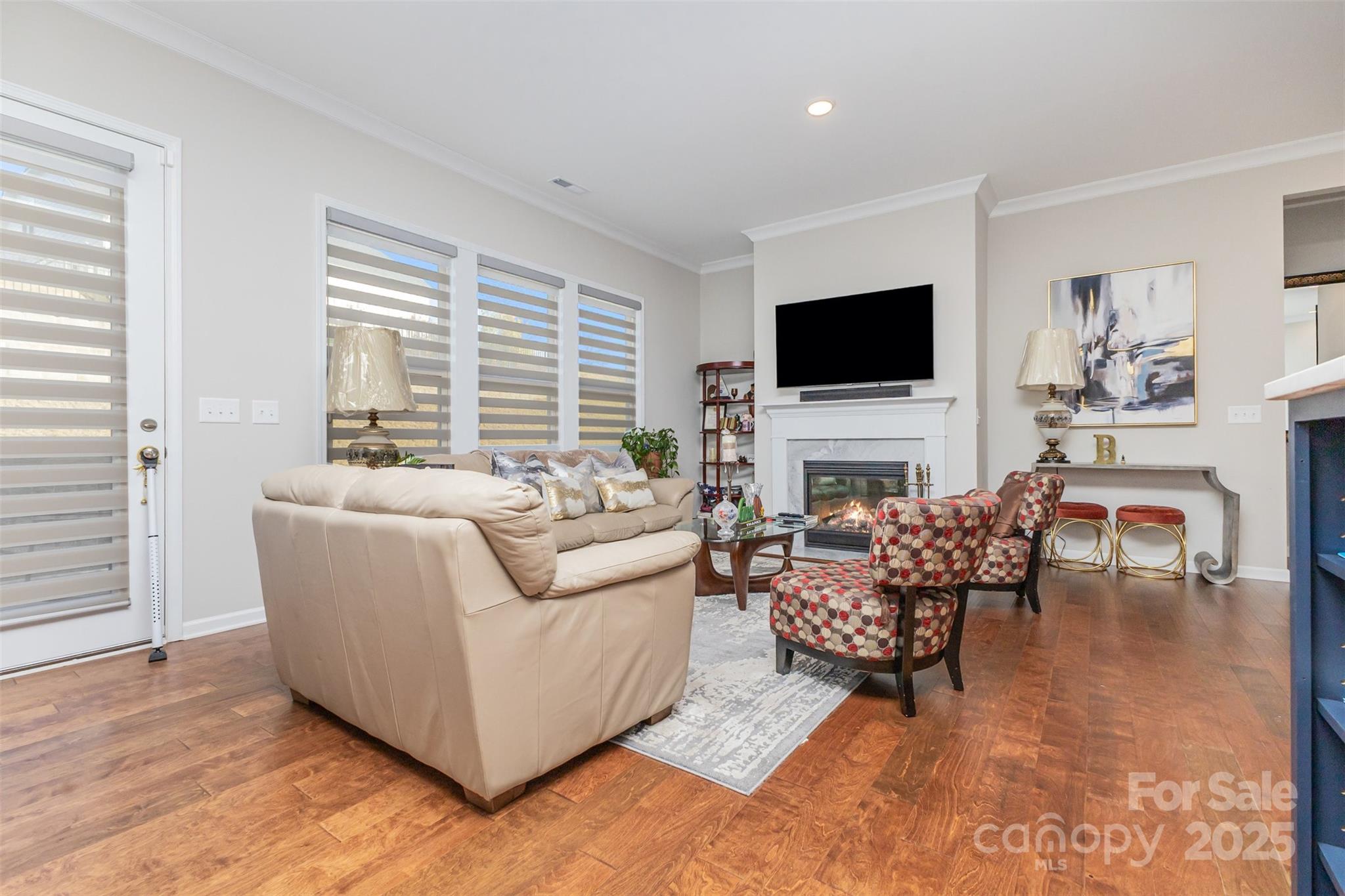 19004 Dry Narrows Way