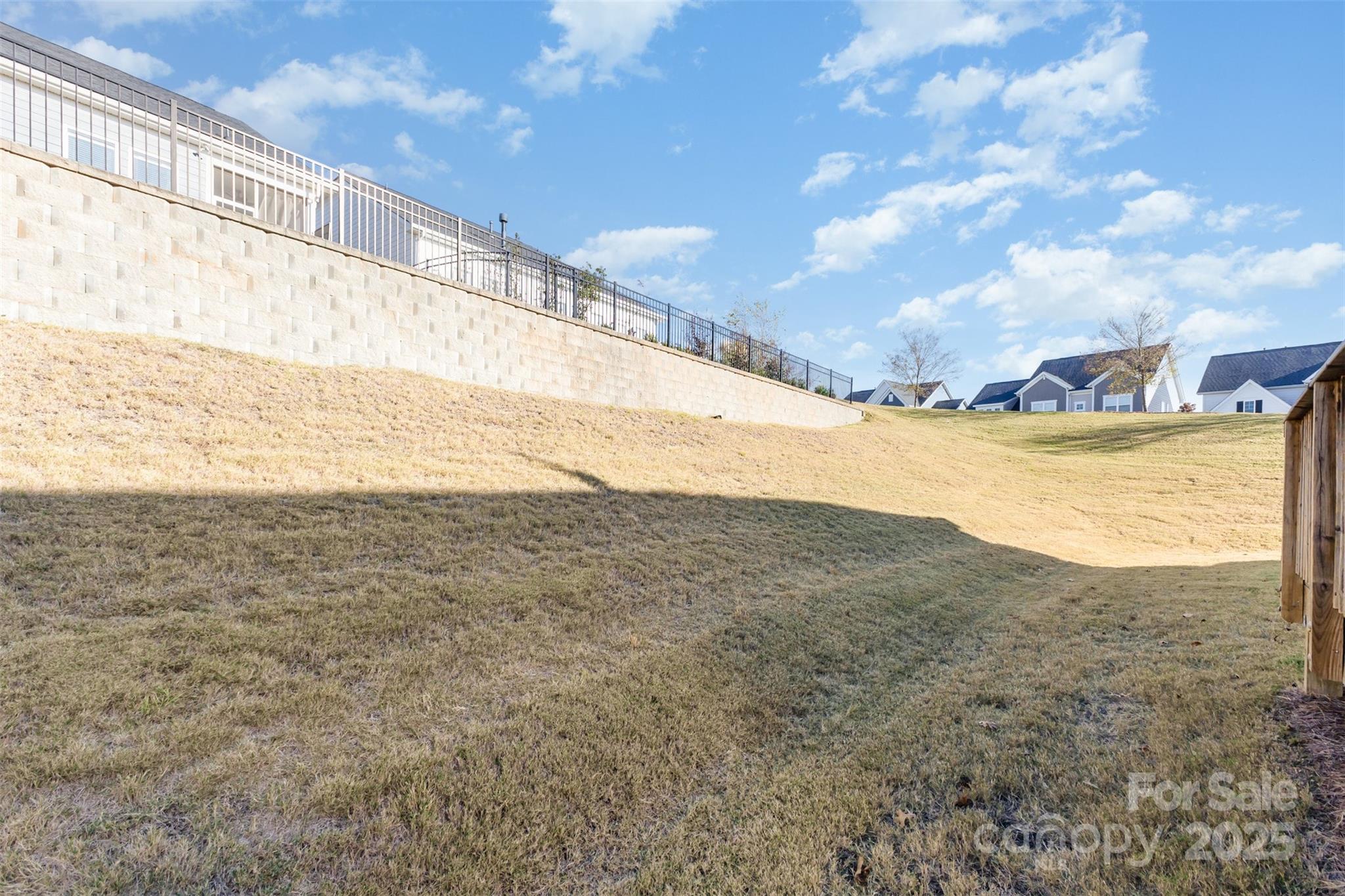 19004 Dry Narrows Way