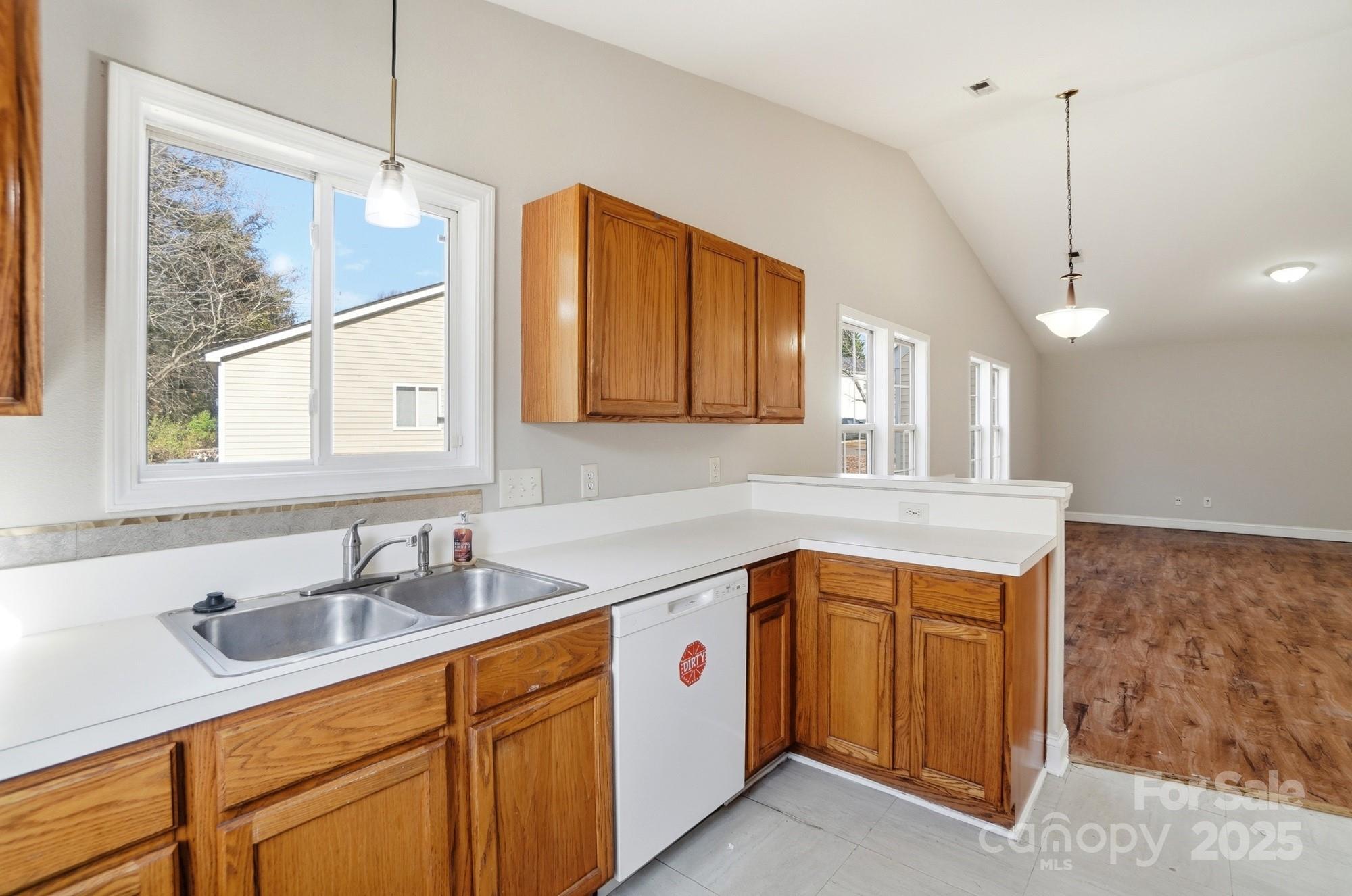 1533 Hollow Maple Drive